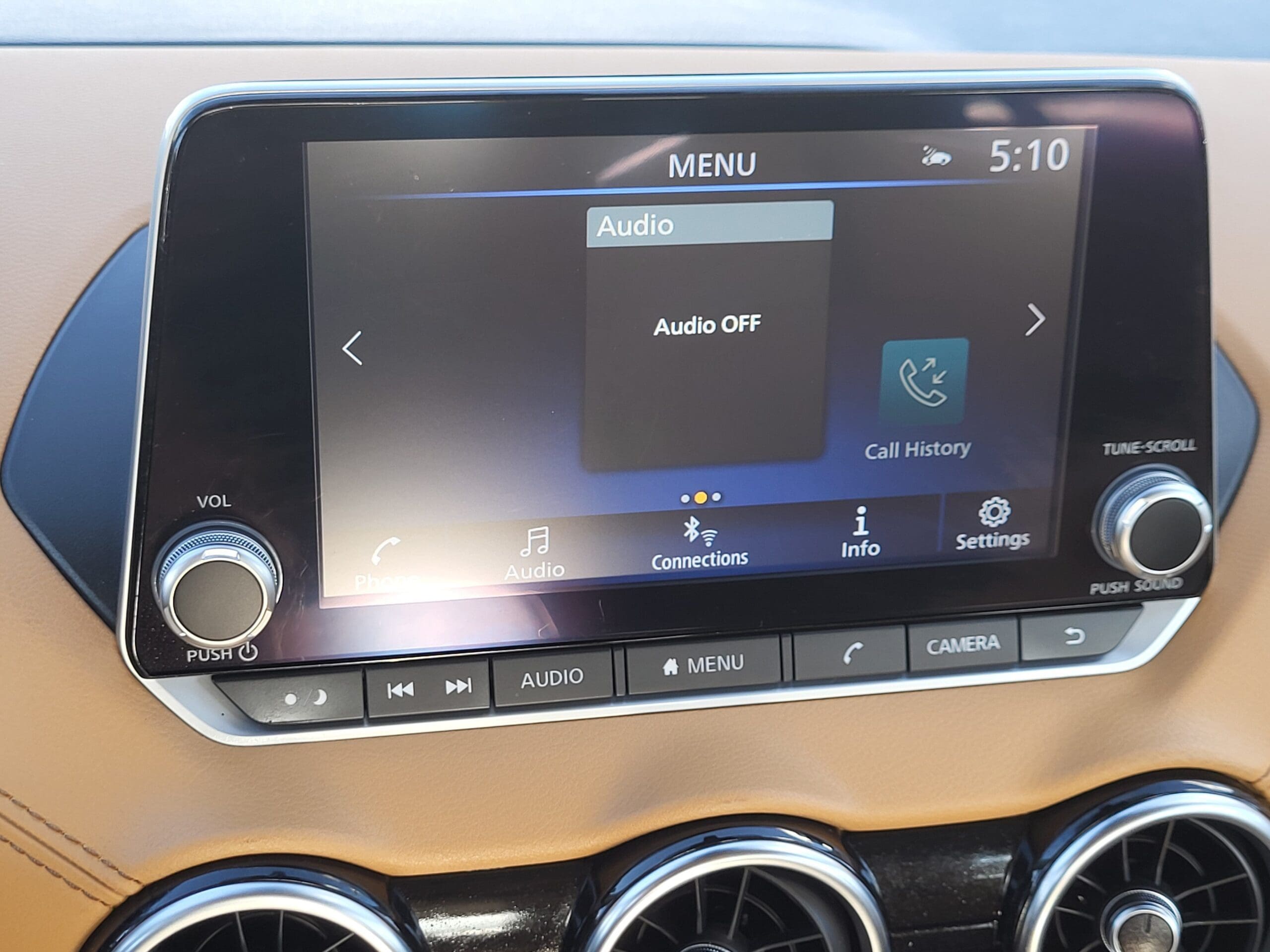 2025 Nissan Sentra - Image 17