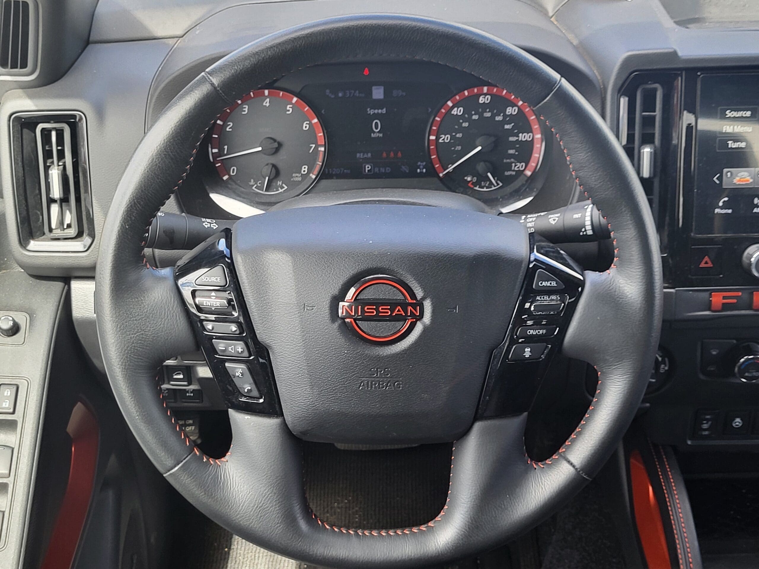 2025 Nissan Frontier - Image 24
