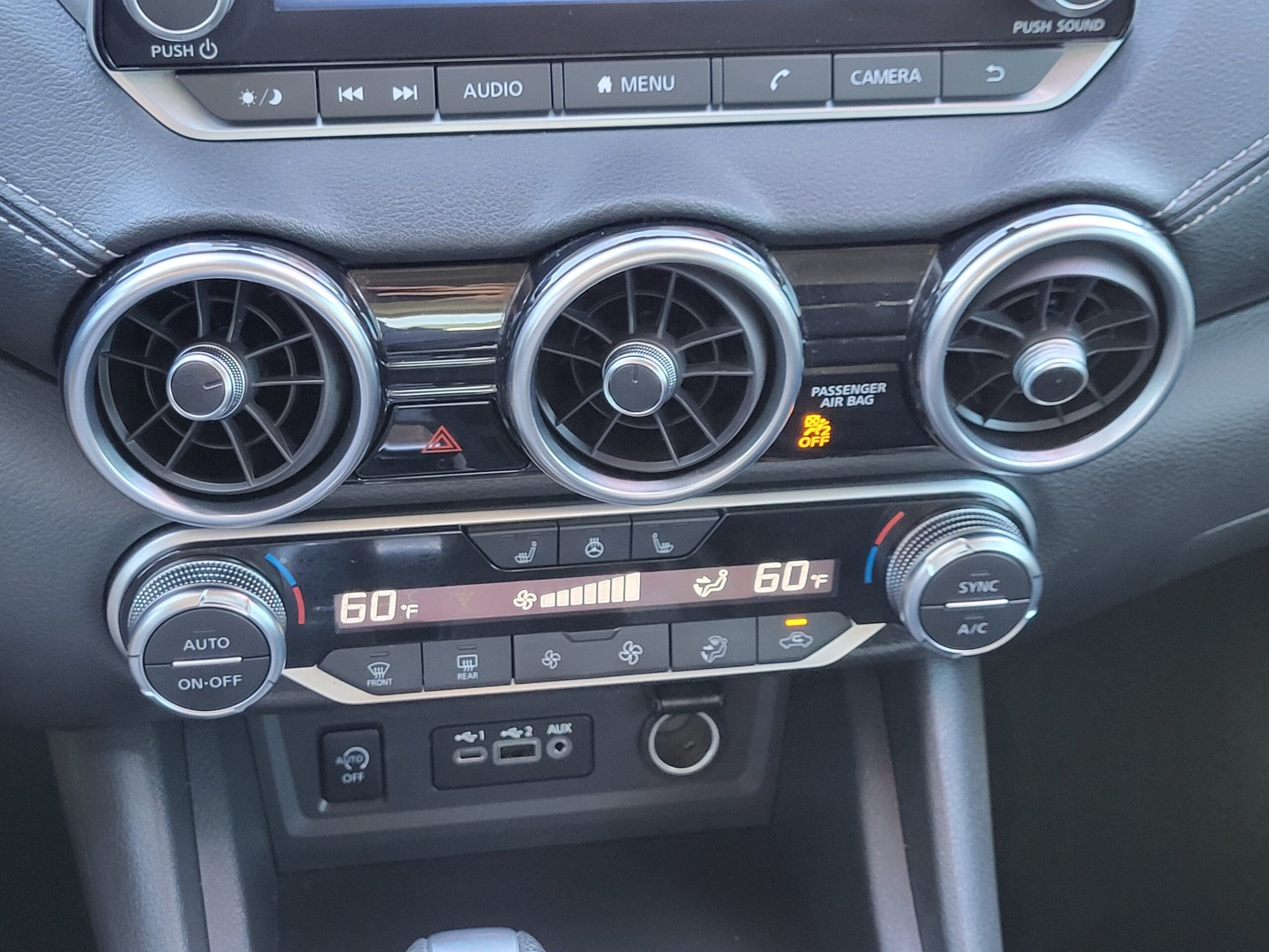 2025 Nissan Sentra - Image 18