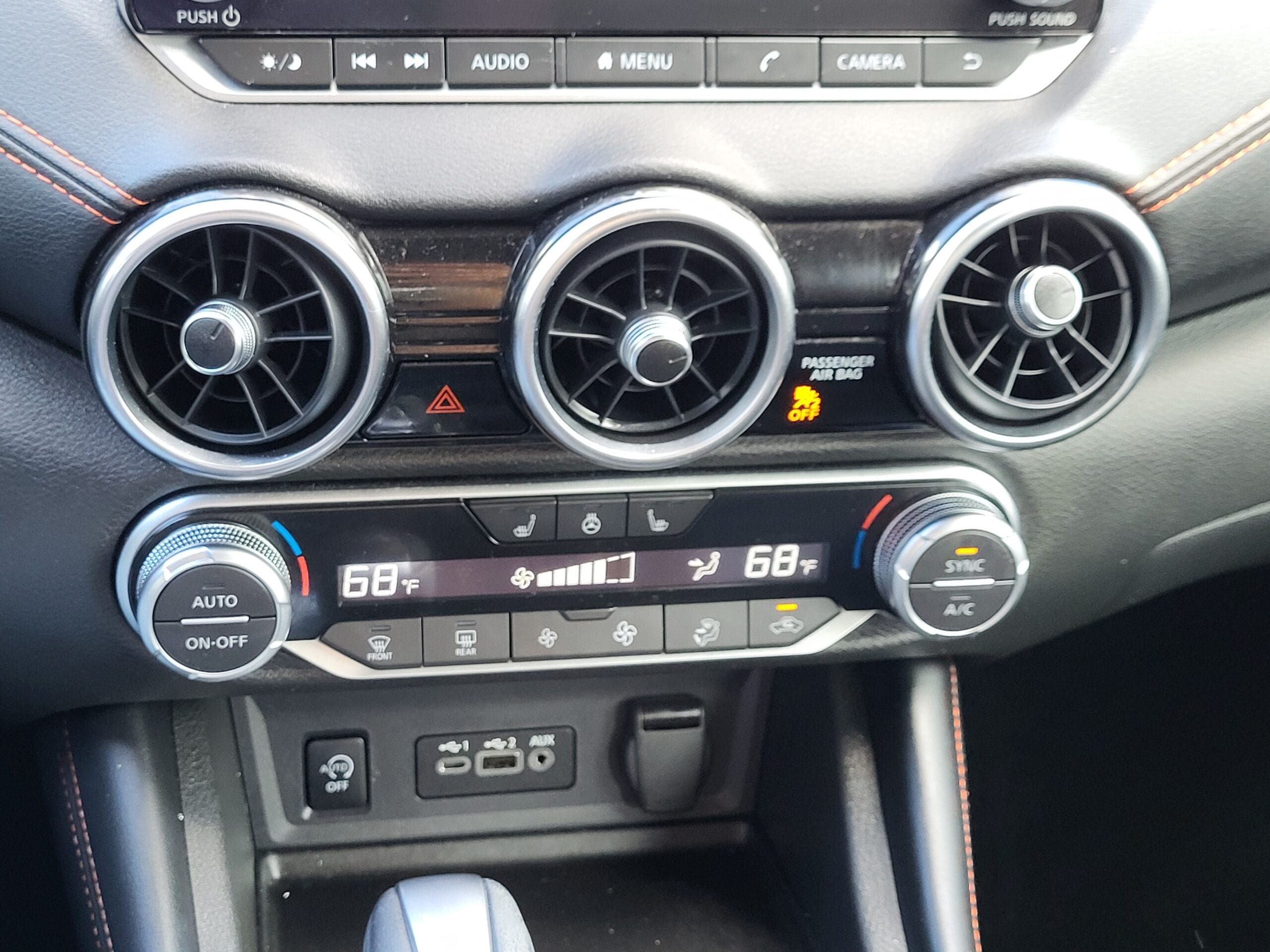 2025 Nissan Sentra - Image 19