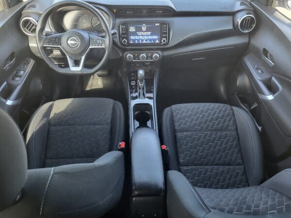 2023 Nissan Kicks
