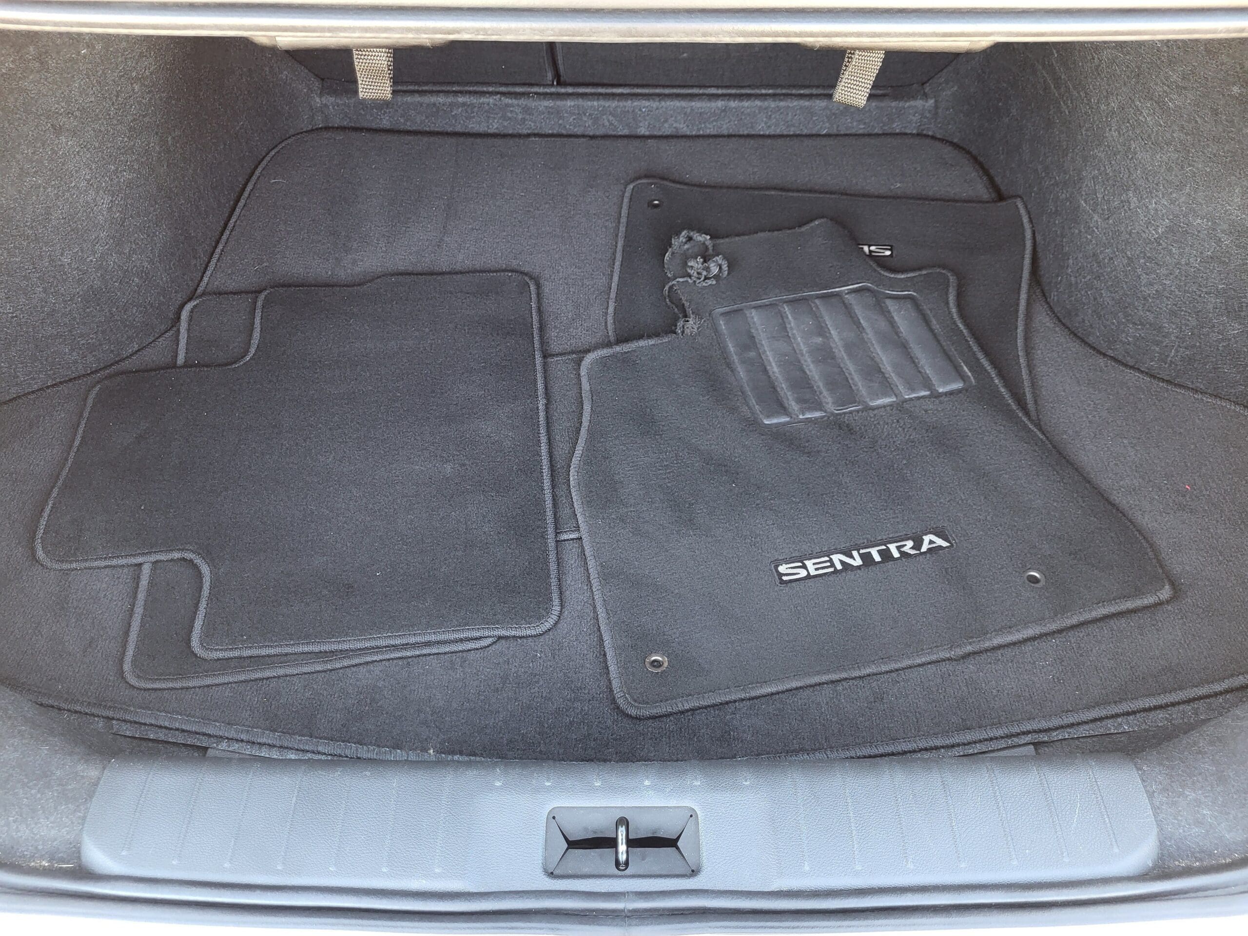 2025 Nissan Sentra - Image 12