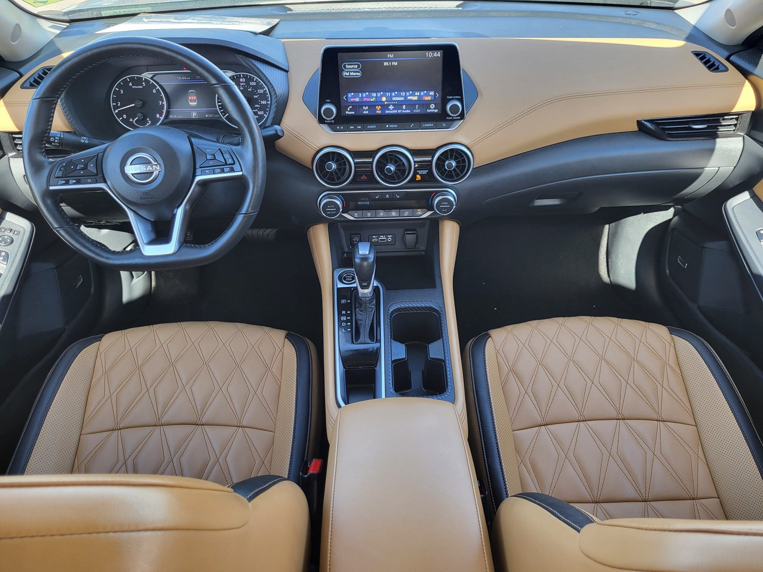 2025 Nissan Sentra - Image 28
