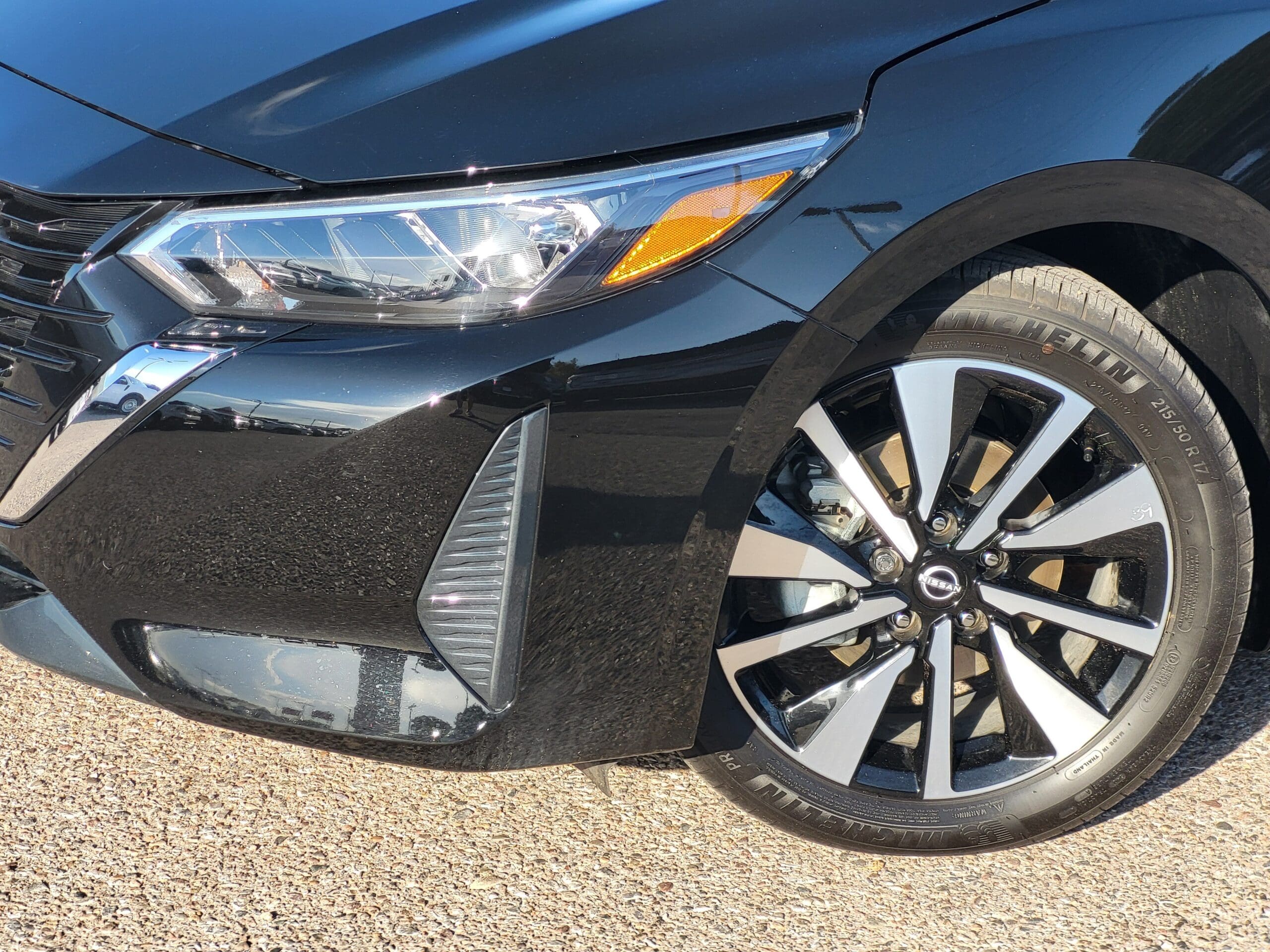2025 Nissan Sentra - Image 7