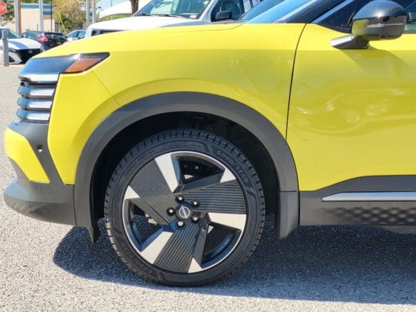 2025 Nissan Kicks