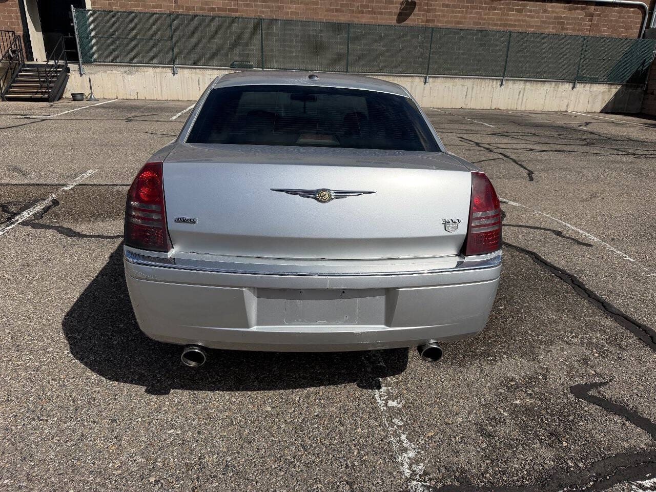 2006 Chrysler 300 - Image 7
