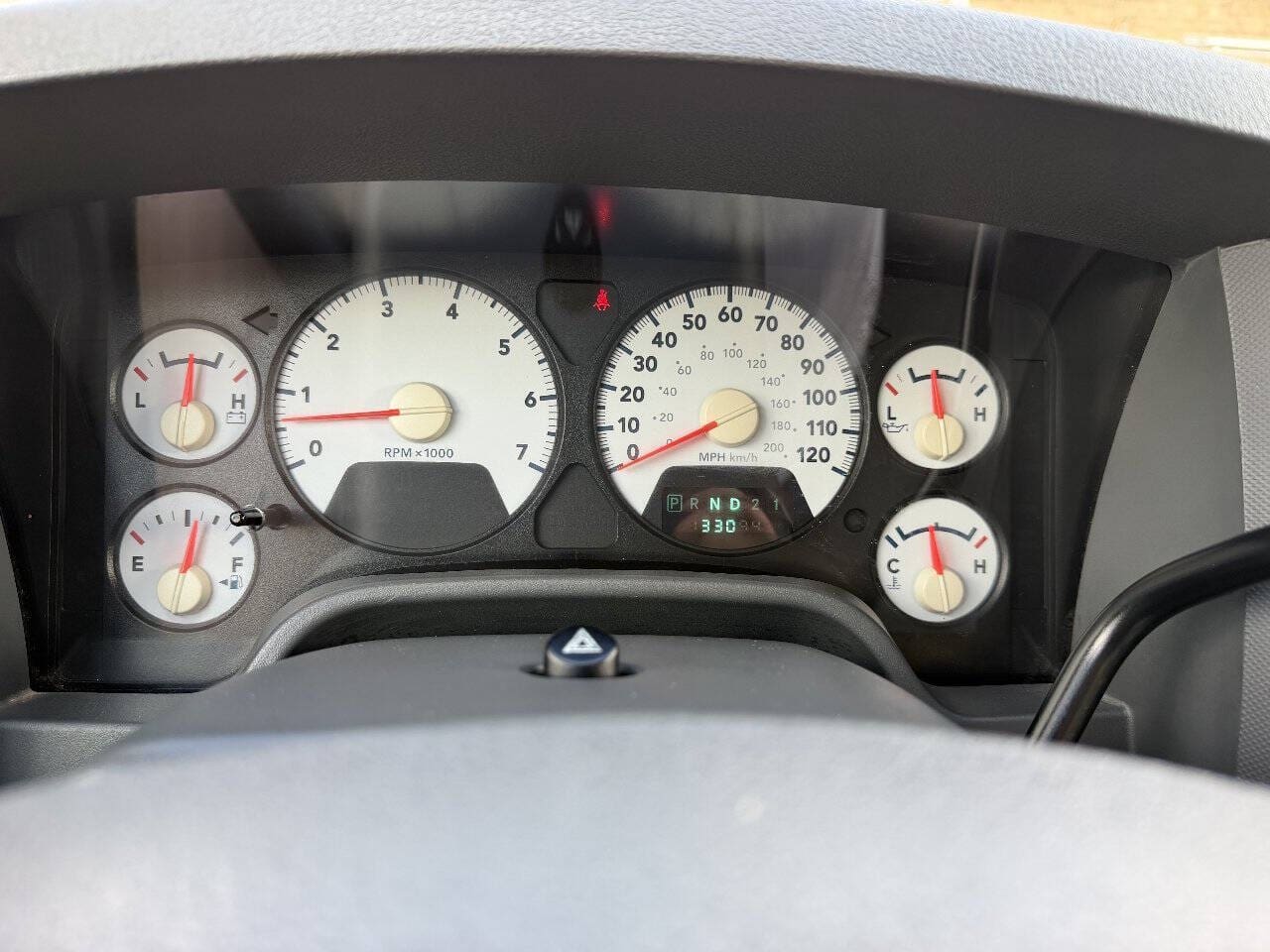 2007 Dodge Ram 1500 - Image 11