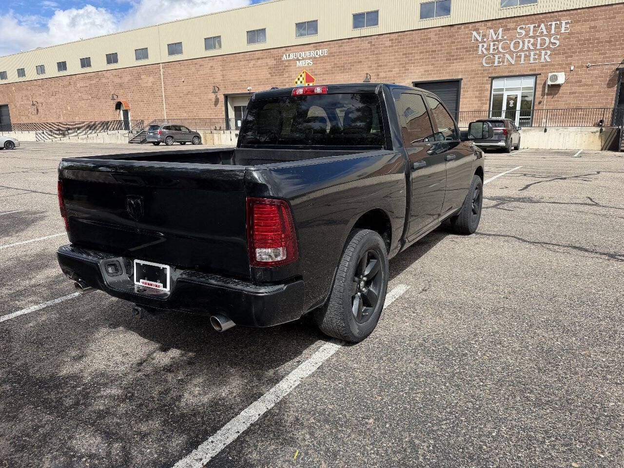2014 RAM 1500 - Image 7