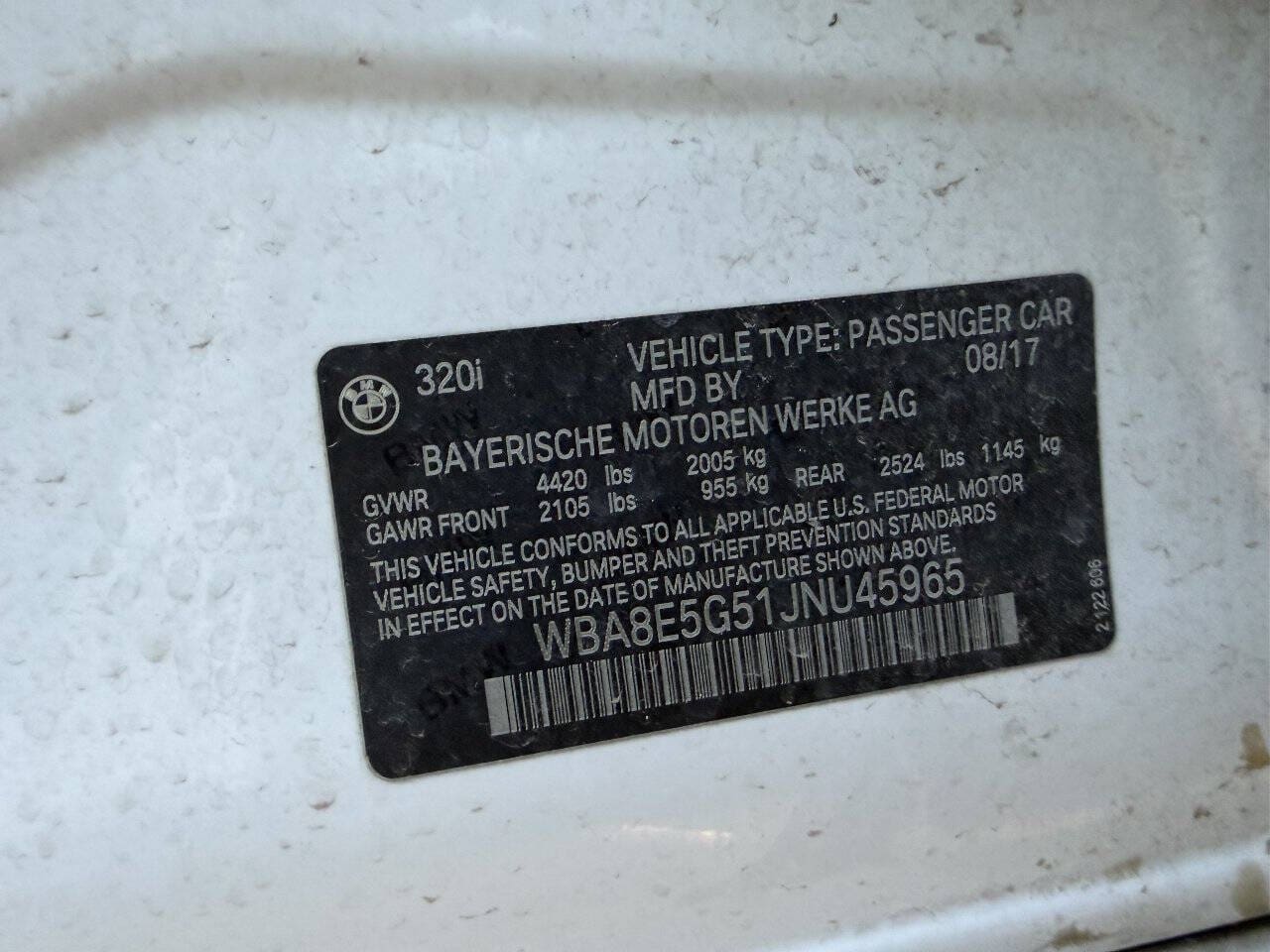 2018 BMW 3 Series - Image 16
