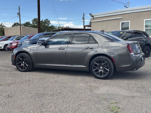 2019 Chrysler 300