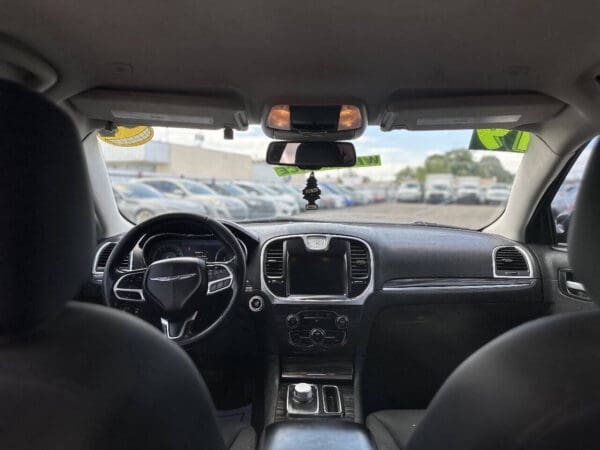 2019 Chrysler 300