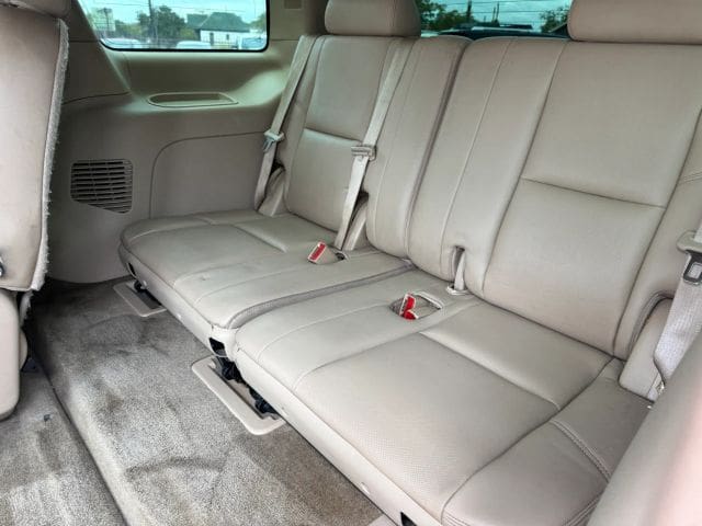 2012 GMC Yukon - Image 7