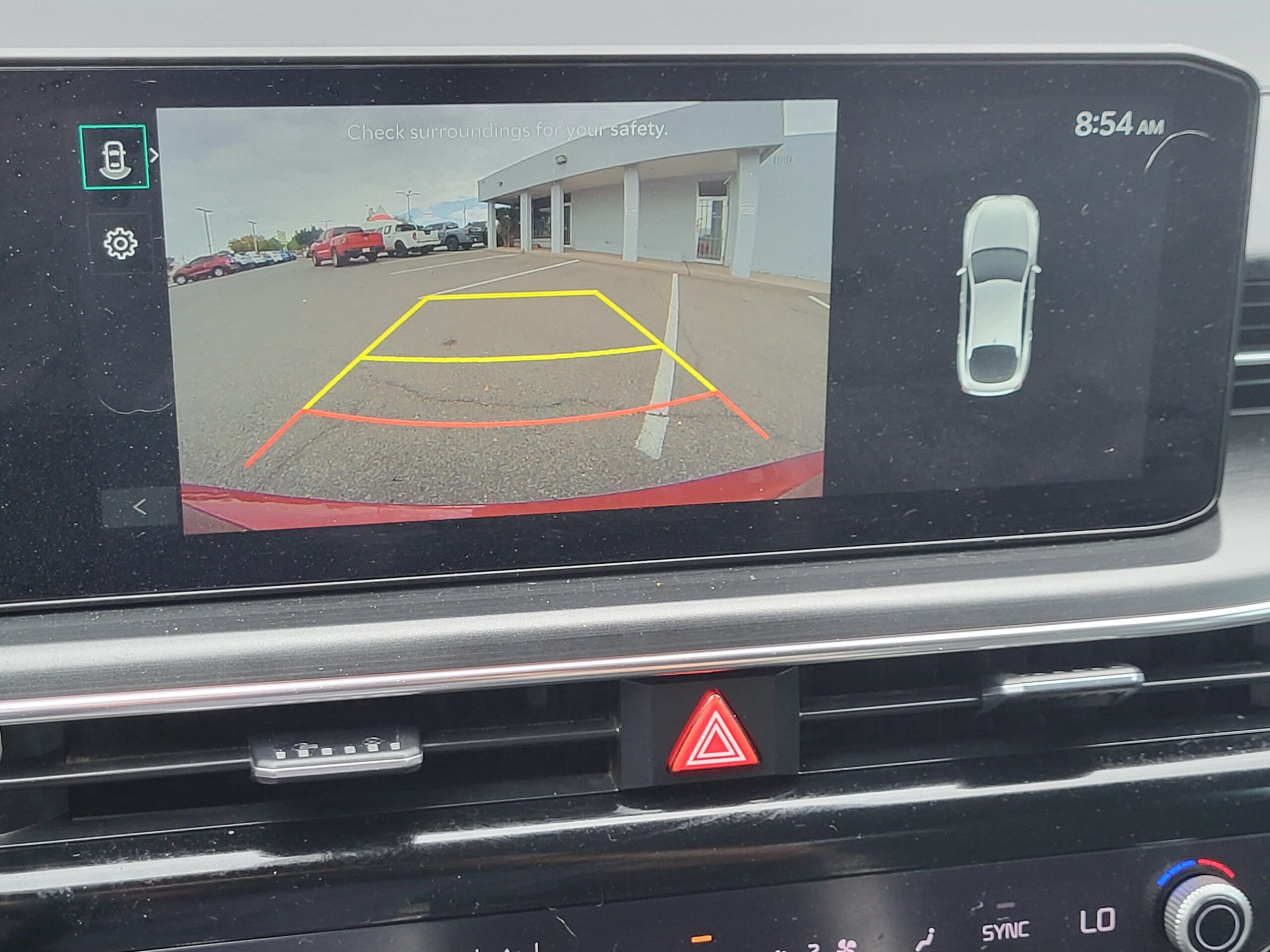 2025 Kia K5 - Image 17