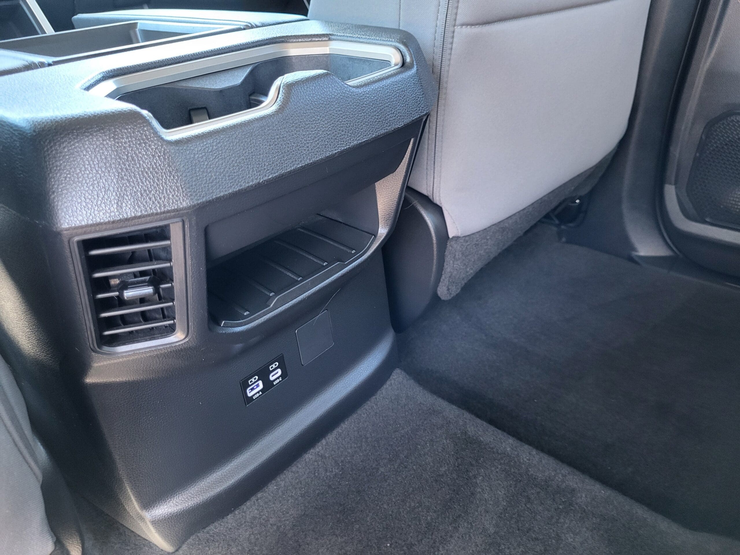 2023 Toyota Tundra 4WD - Image 22