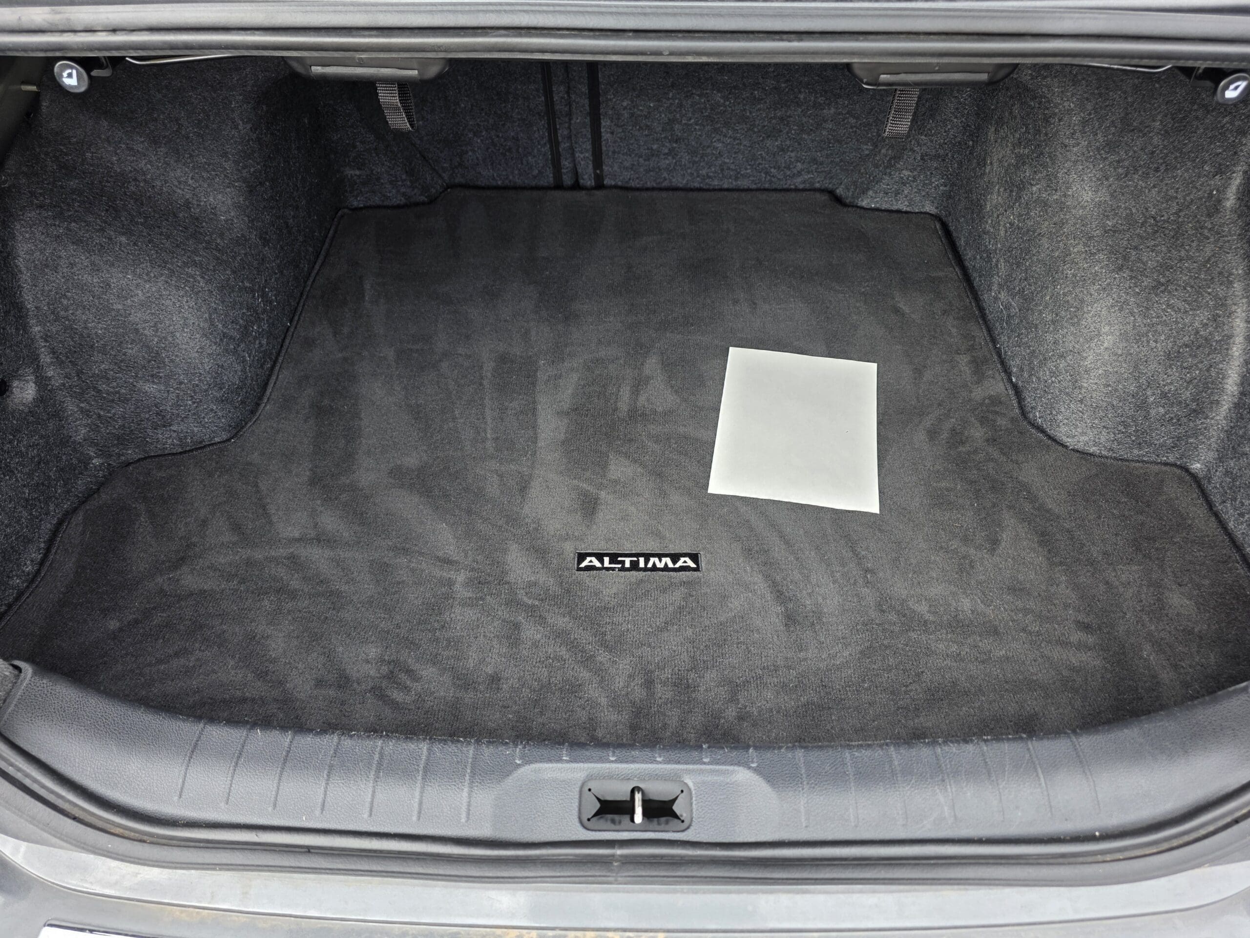 2022 Nissan Altima - Image 55