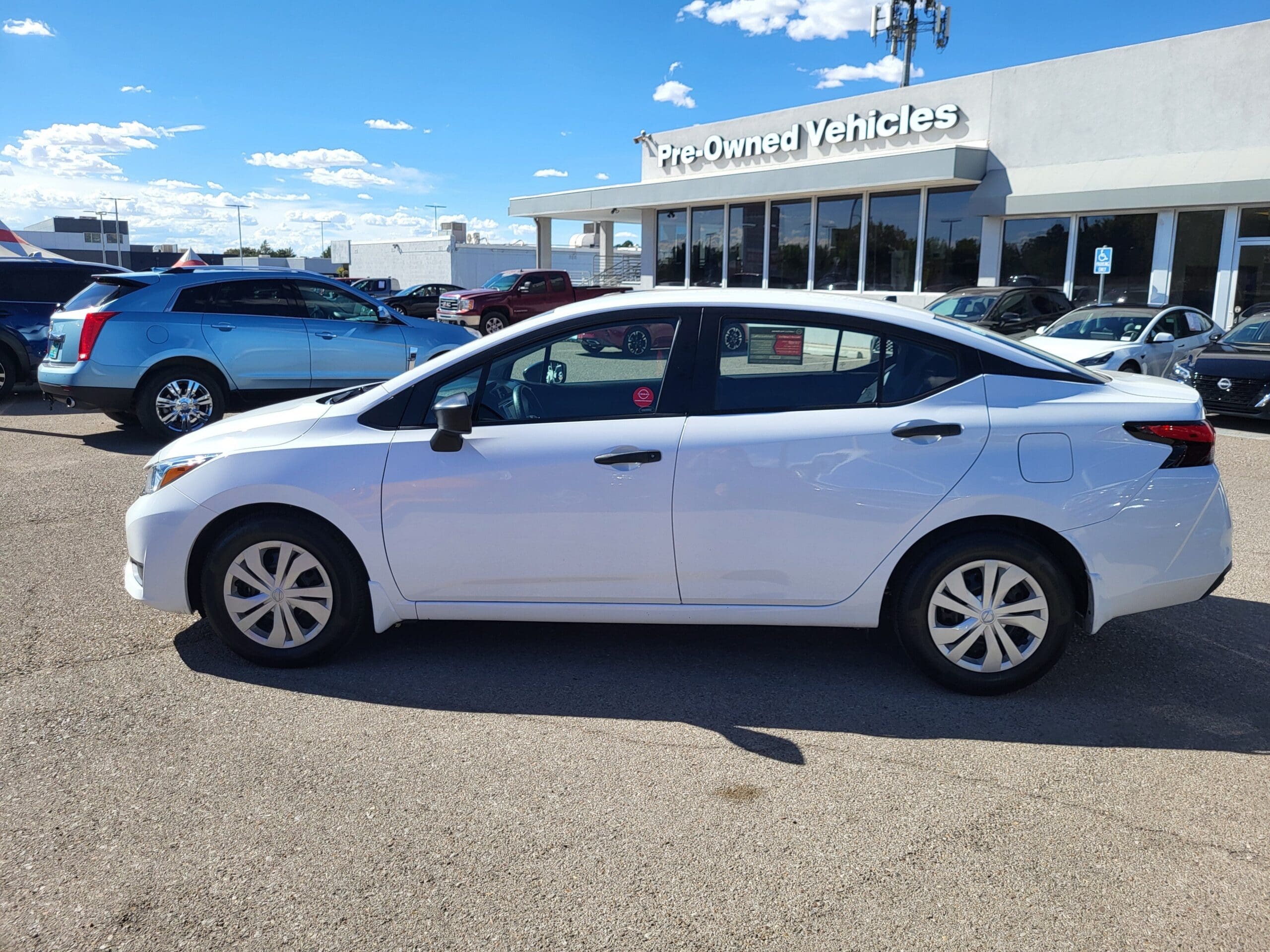 2024 Nissan Versa - Image 4