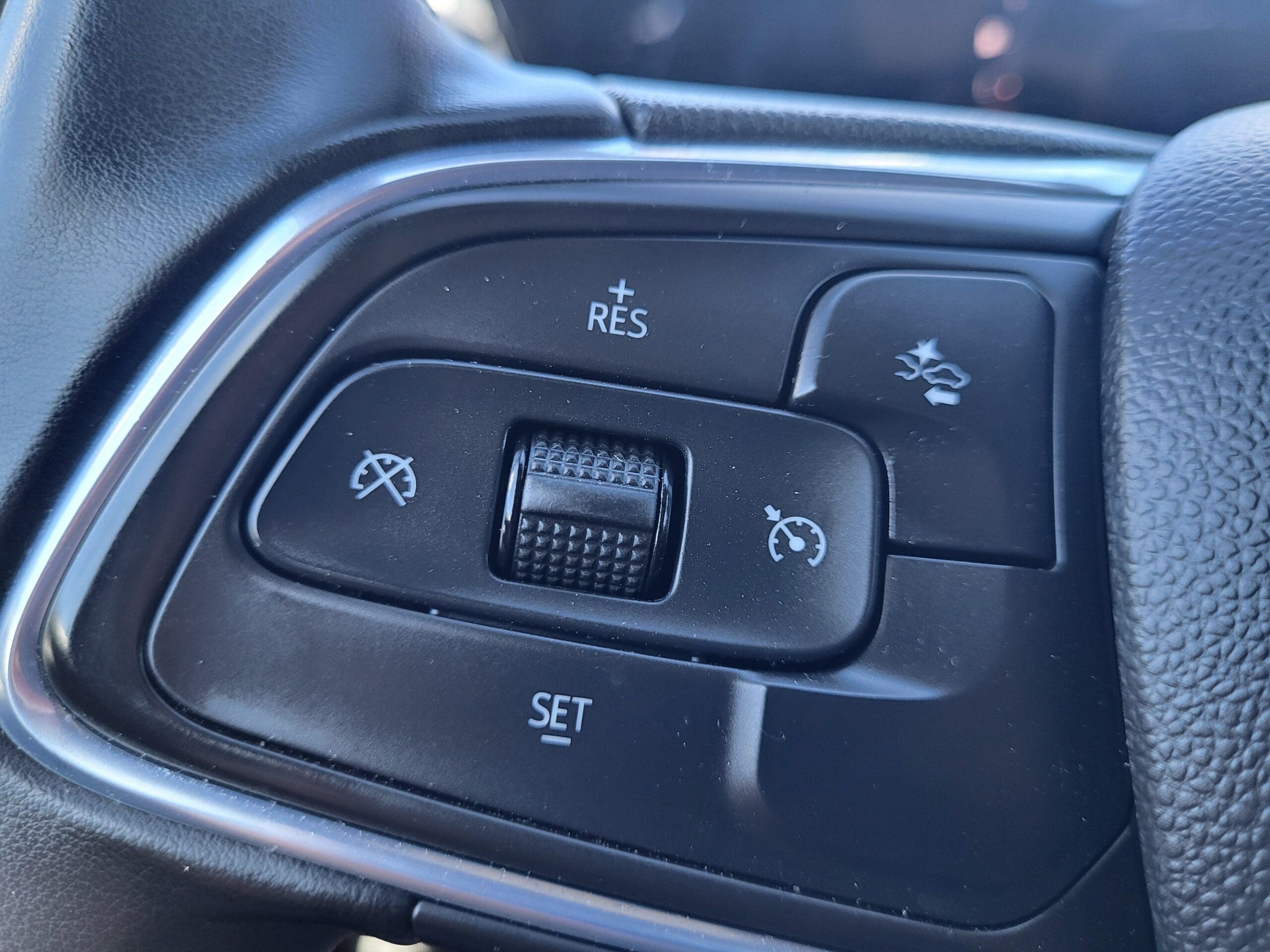 2024 Buick Envista - Image 30