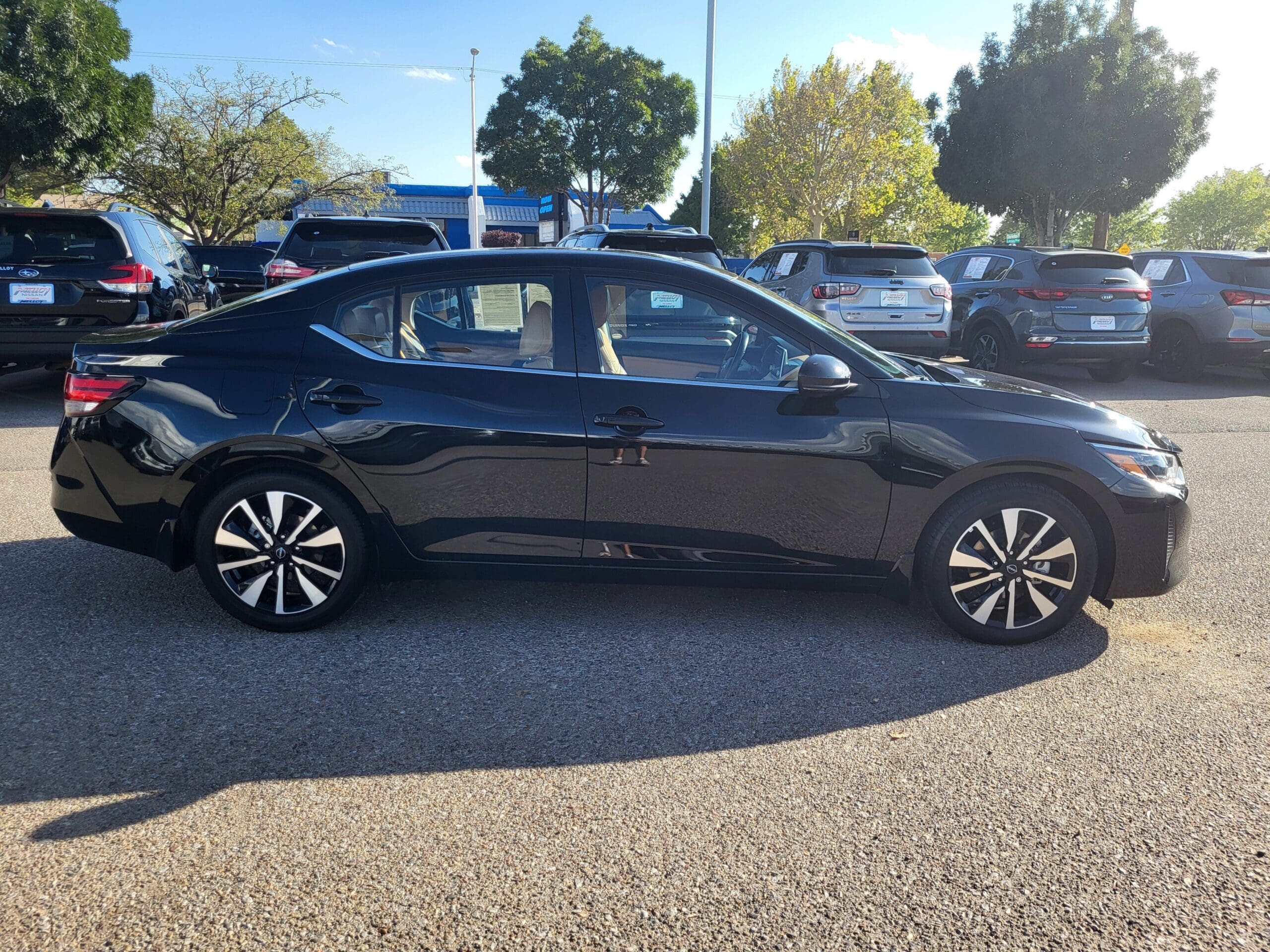 2025 Nissan Sentra - Image 9