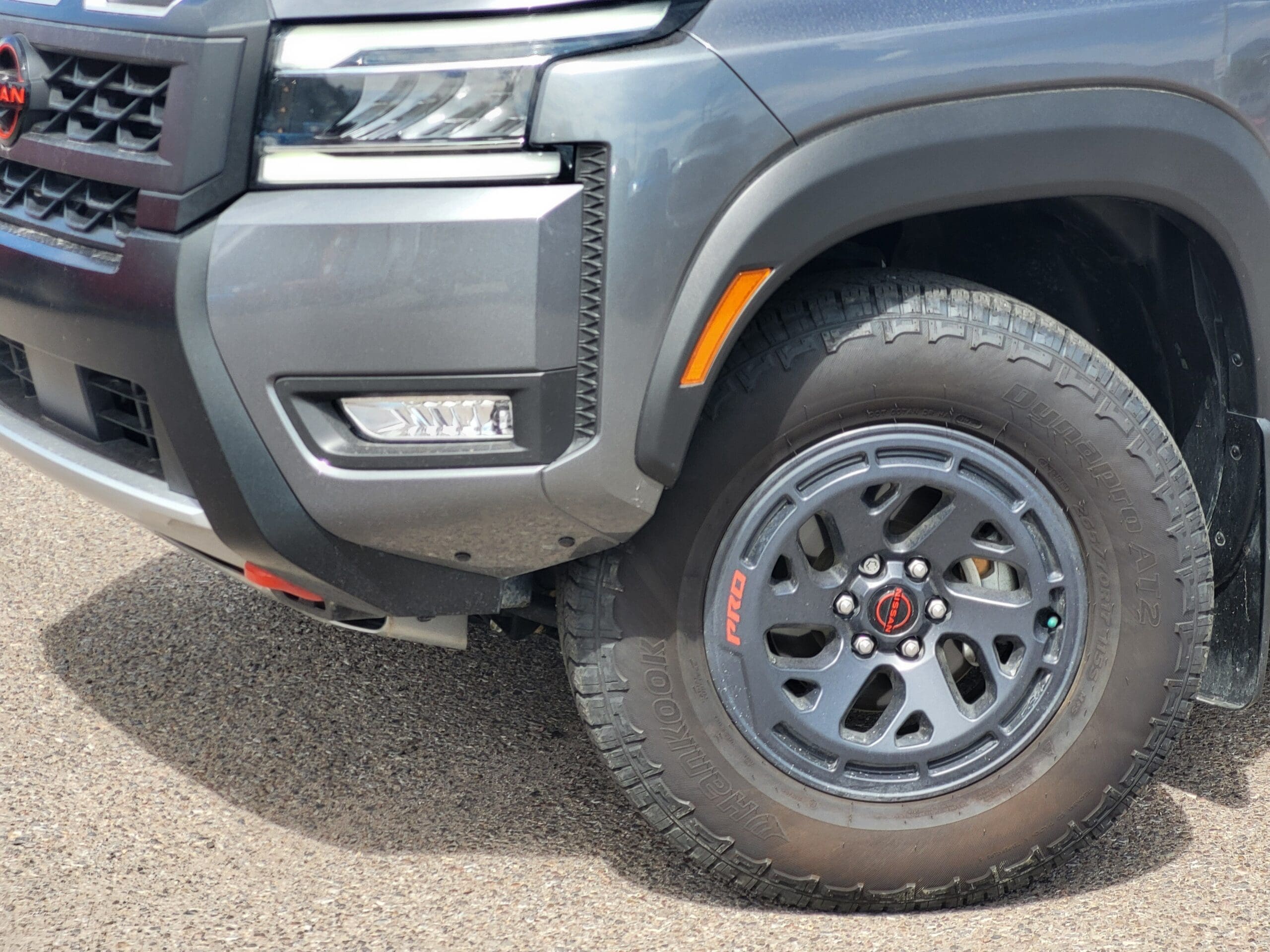 2025 Nissan Frontier - Image 6