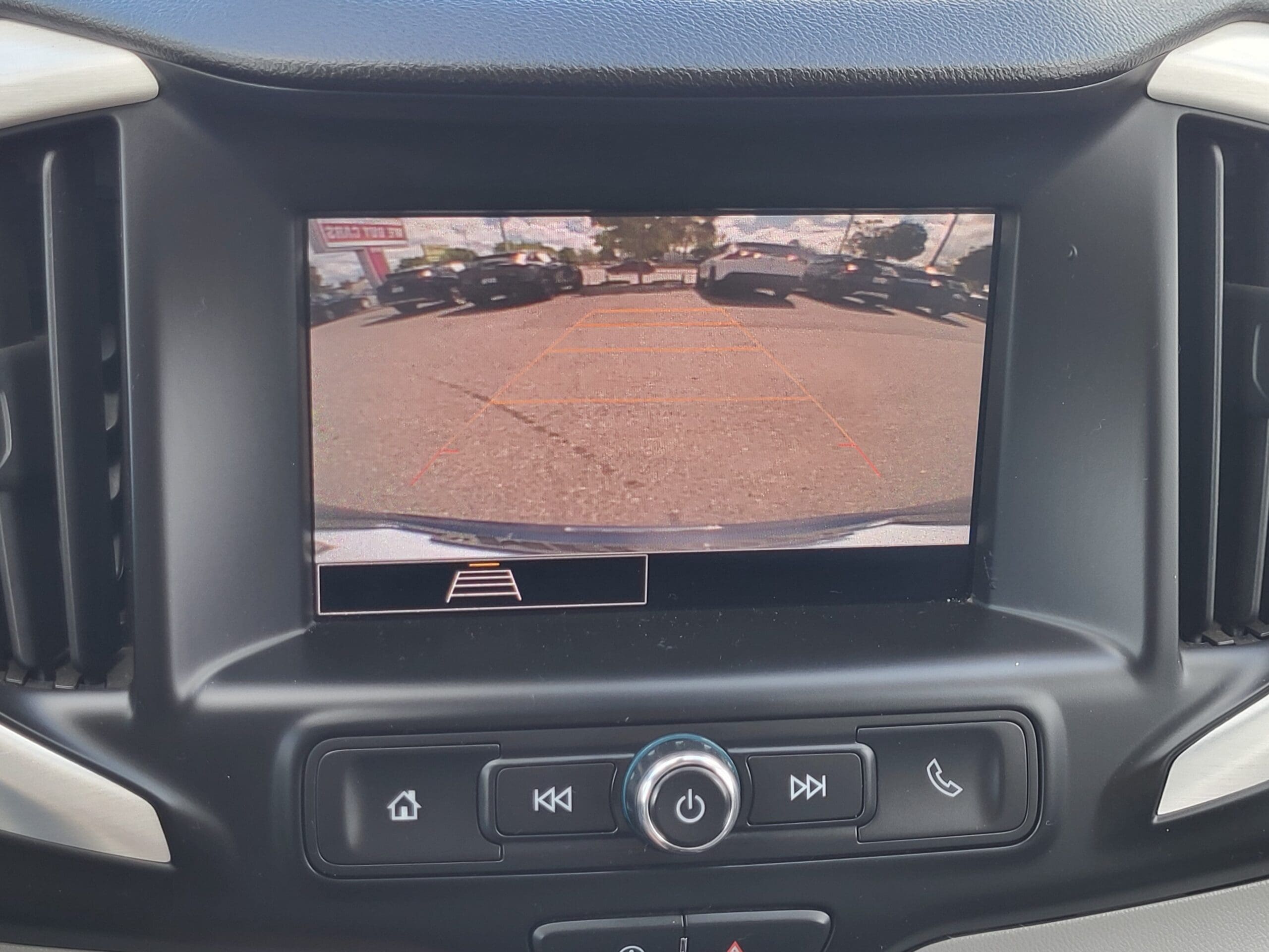2024 GMC Terrain - Image 19