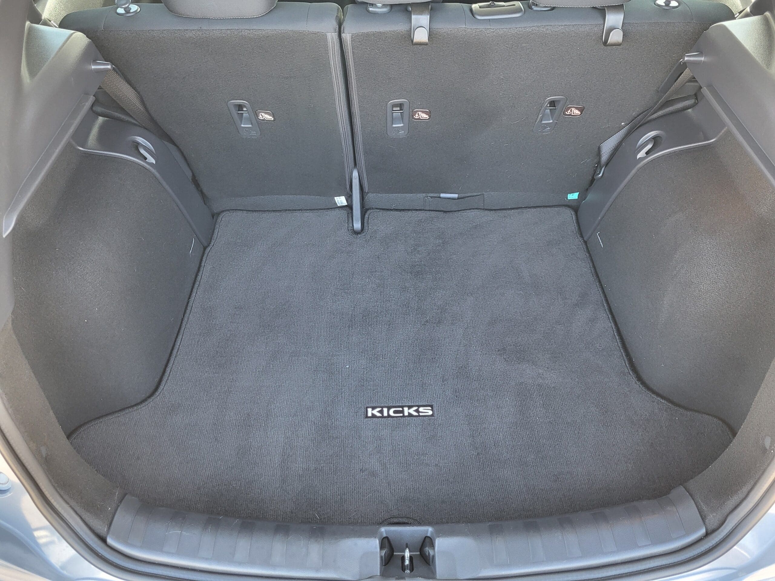 2023 Nissan Kicks - Image 30