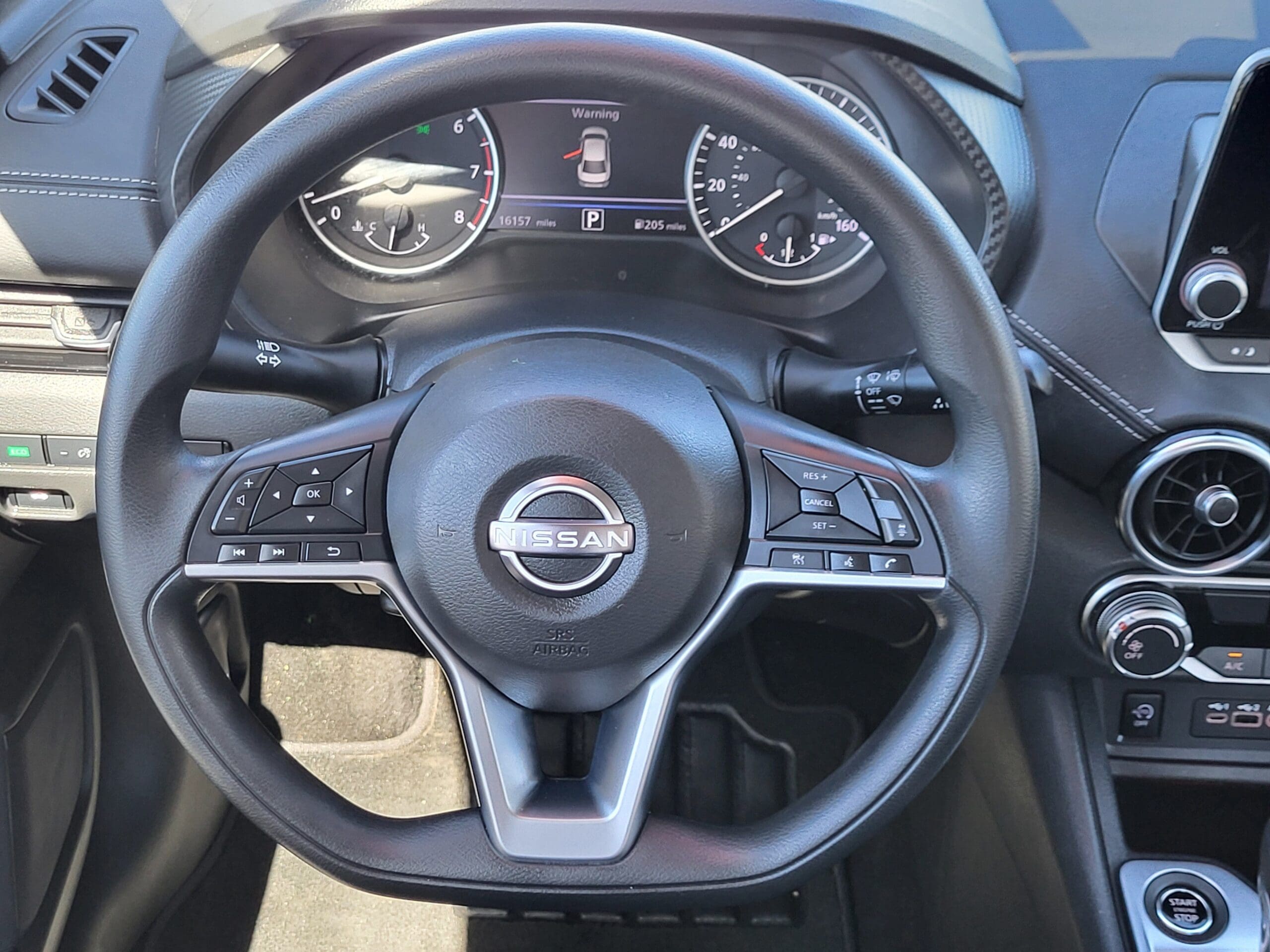 2025 Nissan Sentra - Image 24