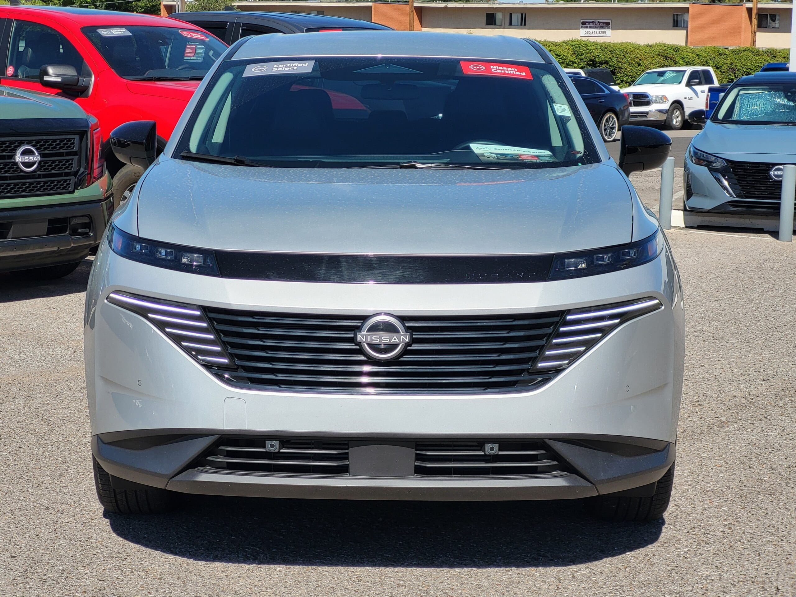 2025 Nissan Murano - Image 2