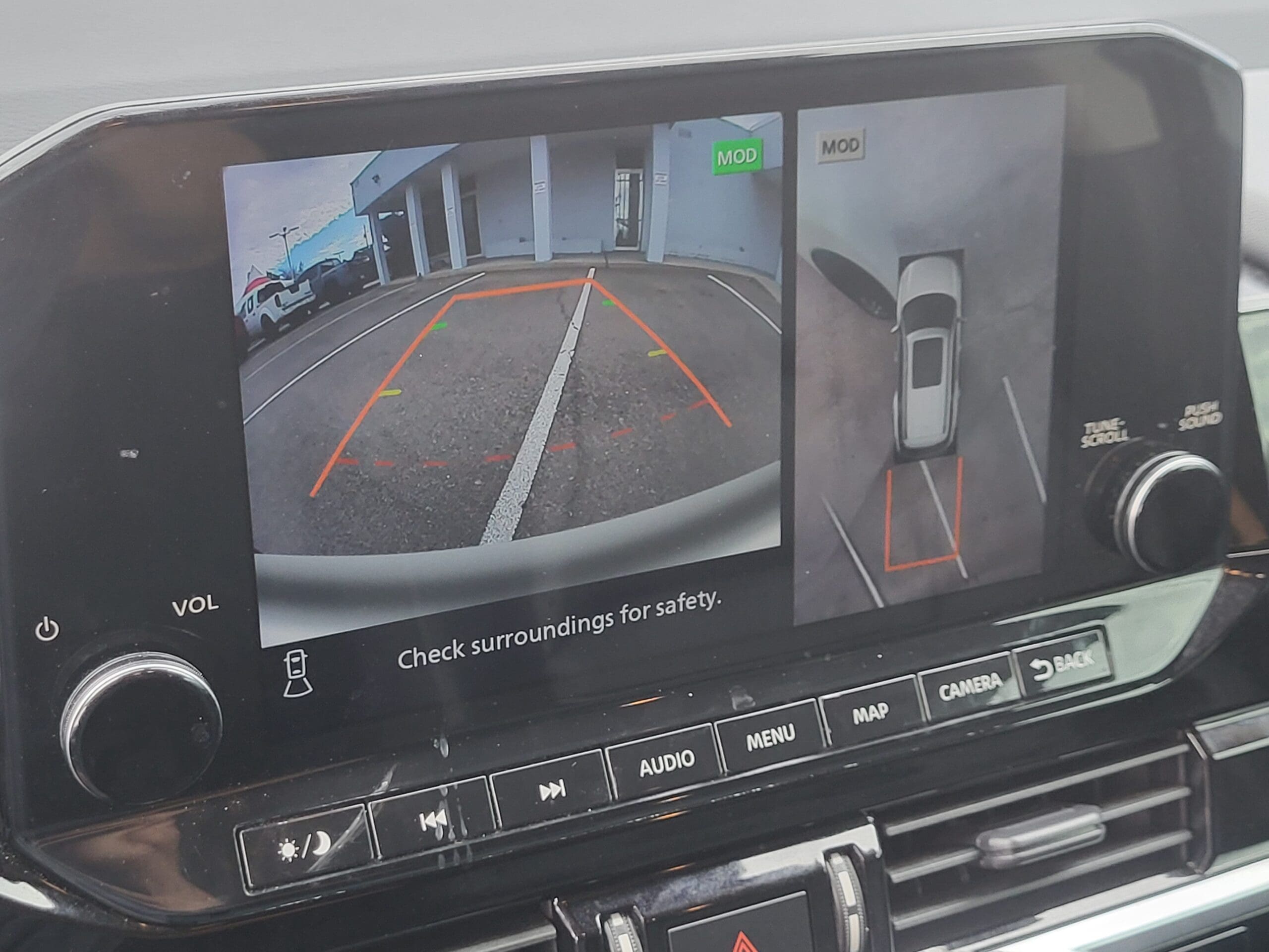 2023 Nissan Pathfinder - Image 17