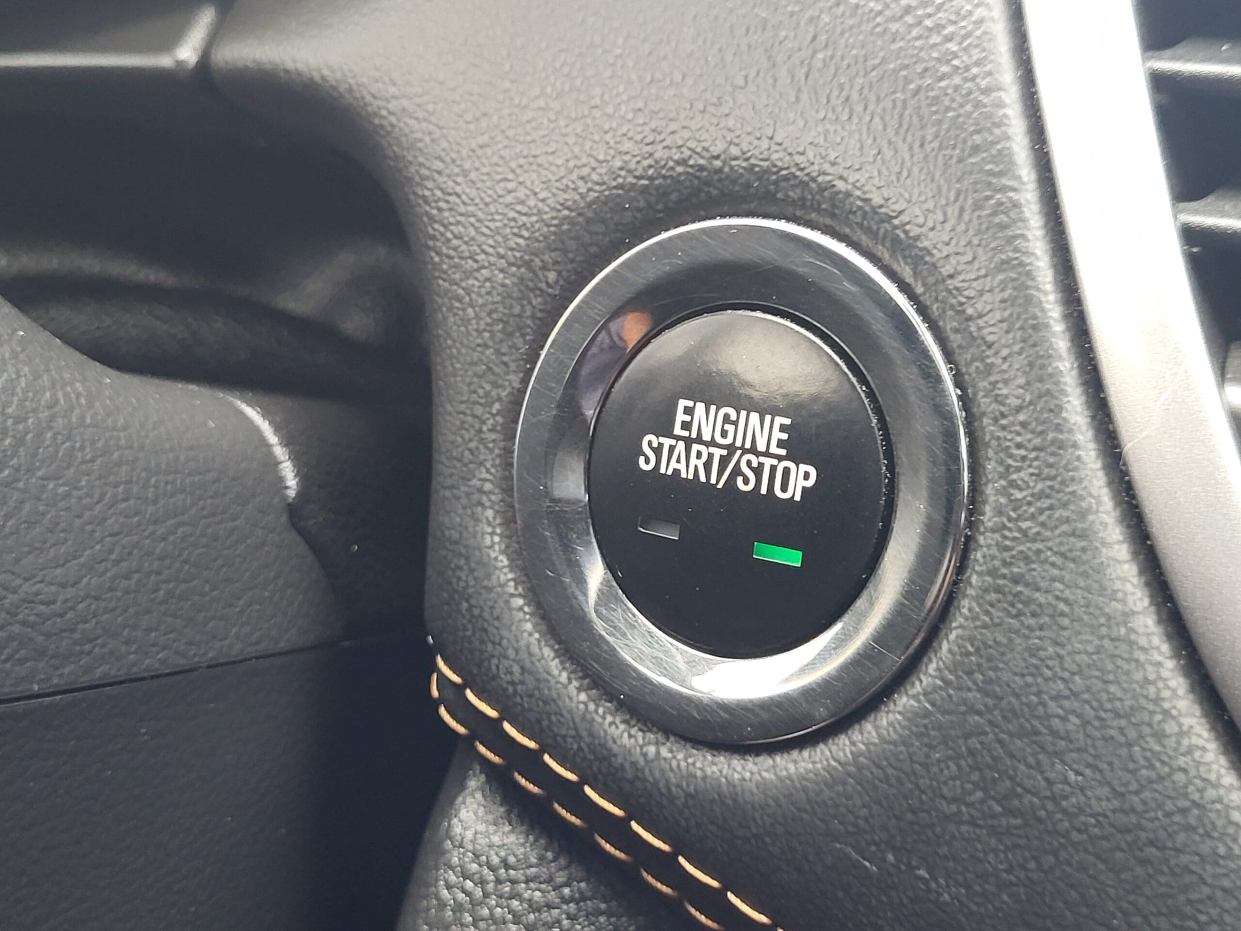 2022 Chevrolet Trax - Image 19