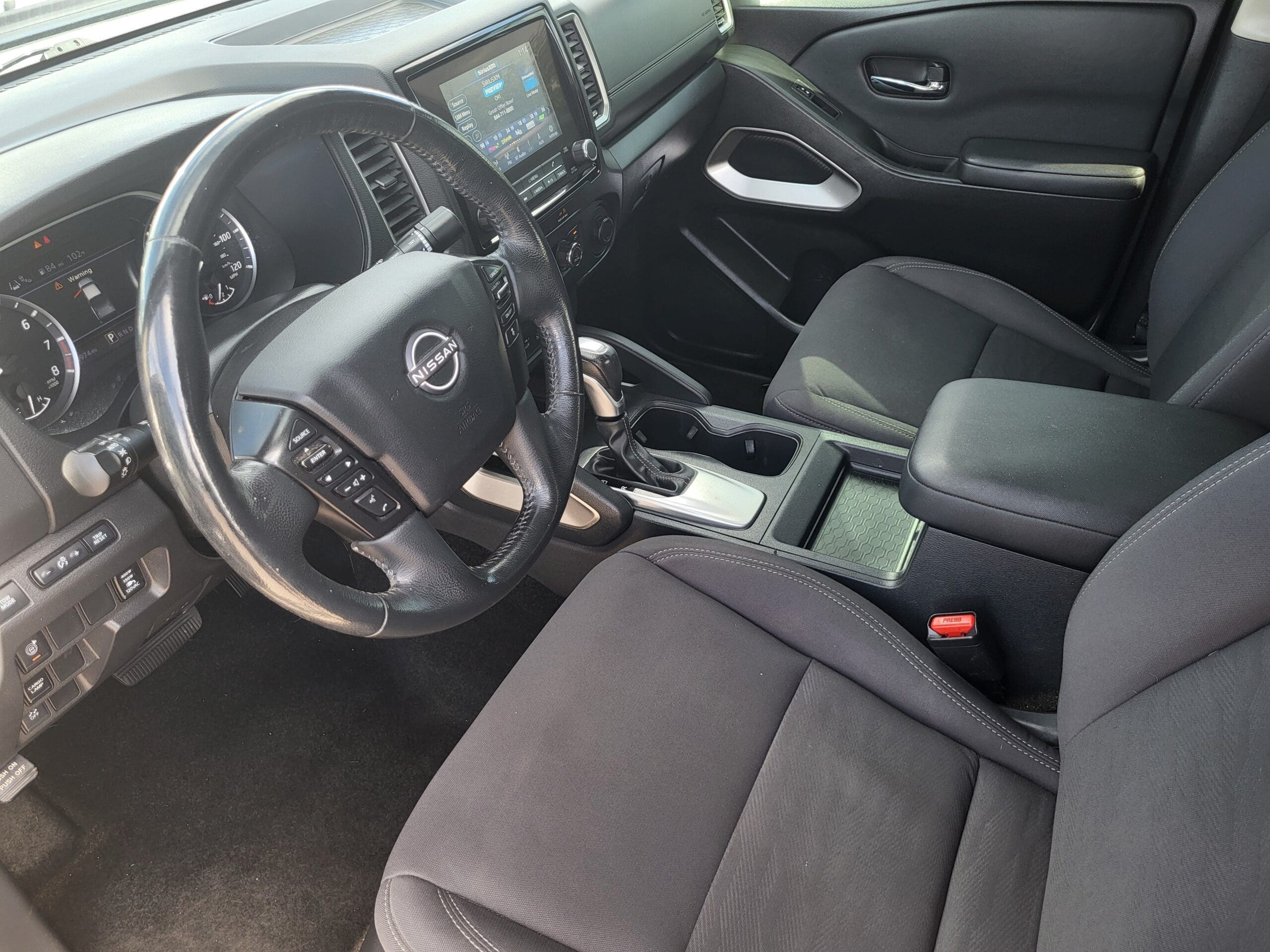 2022 Nissan Frontier - Image 14