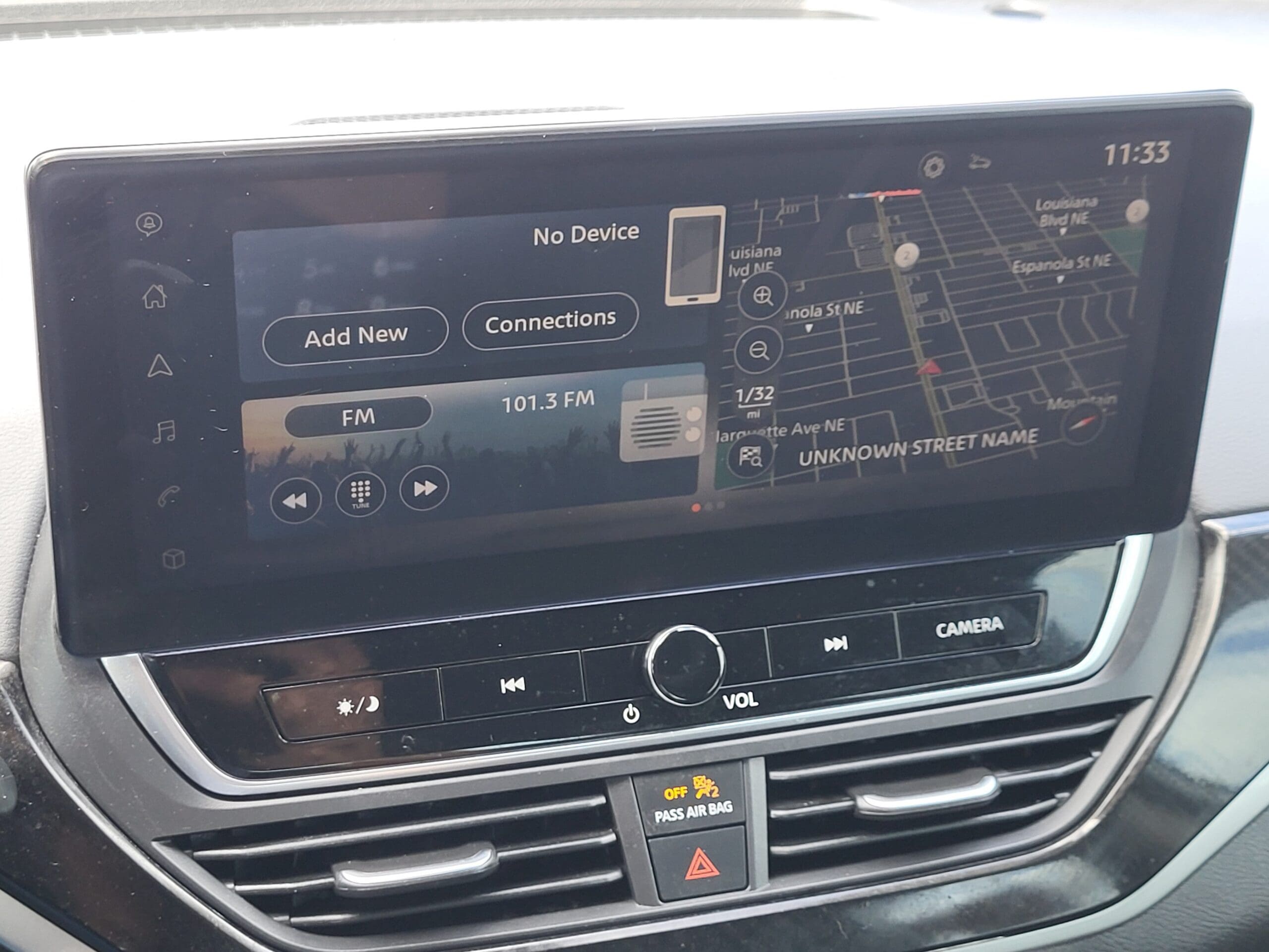 2024 Nissan Altima - Image 18