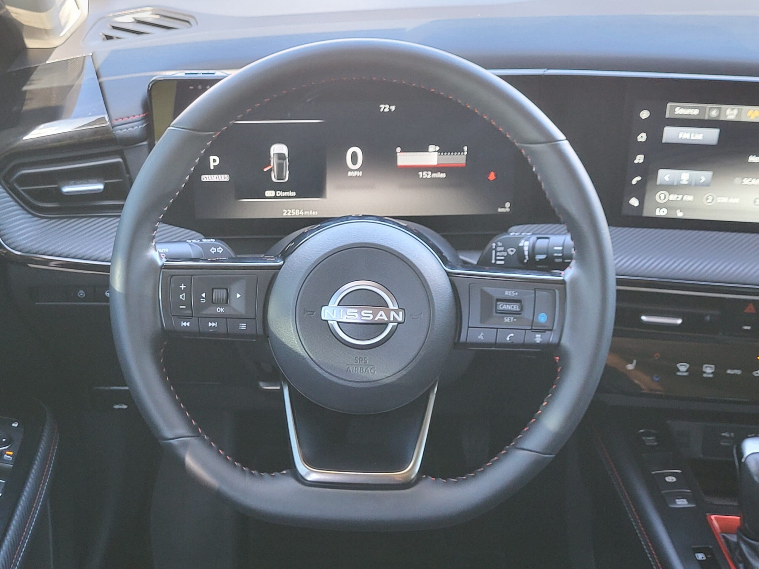 2025 Nissan Kicks - Image 30