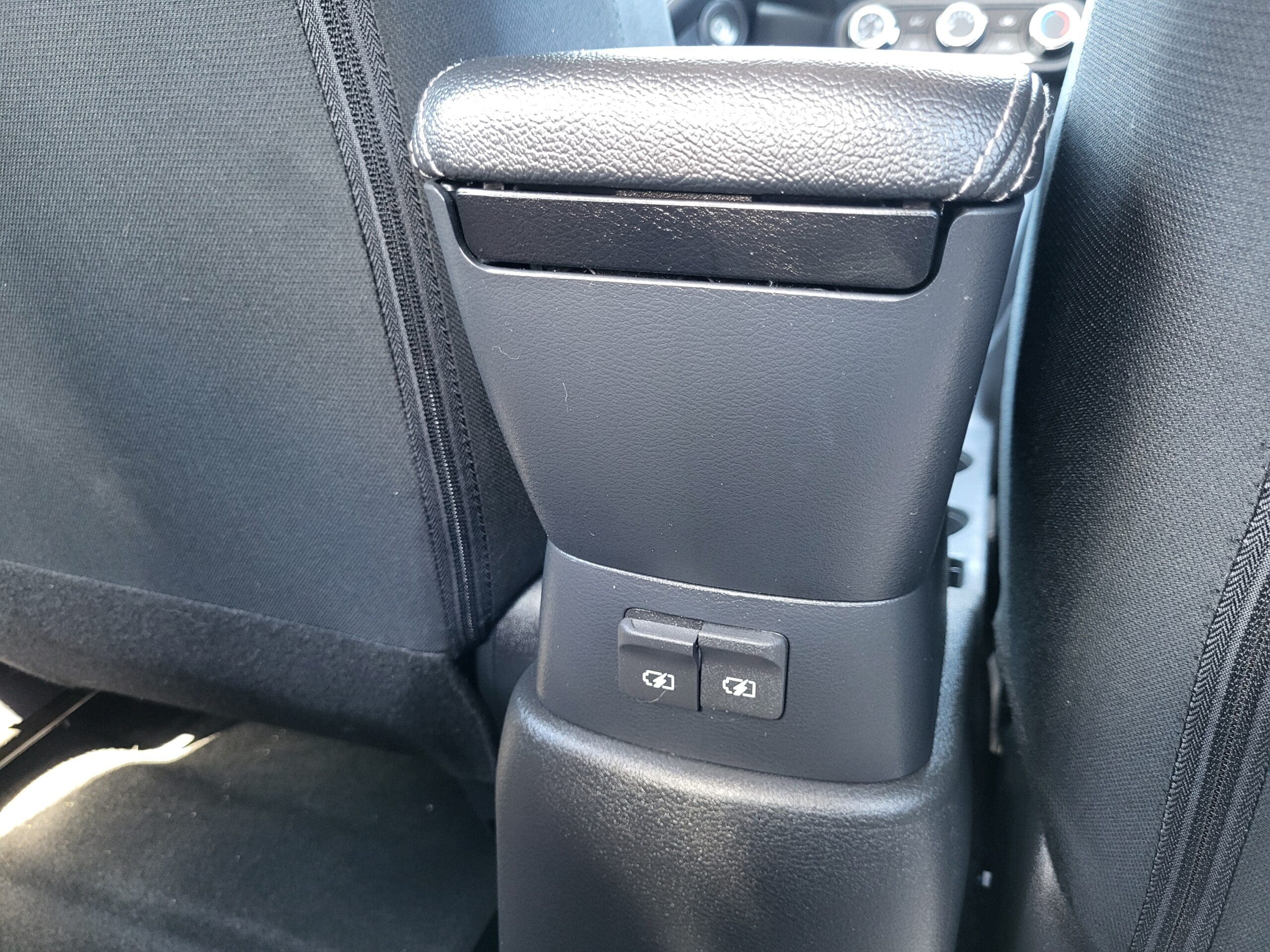2024 Nissan Versa - Image 43