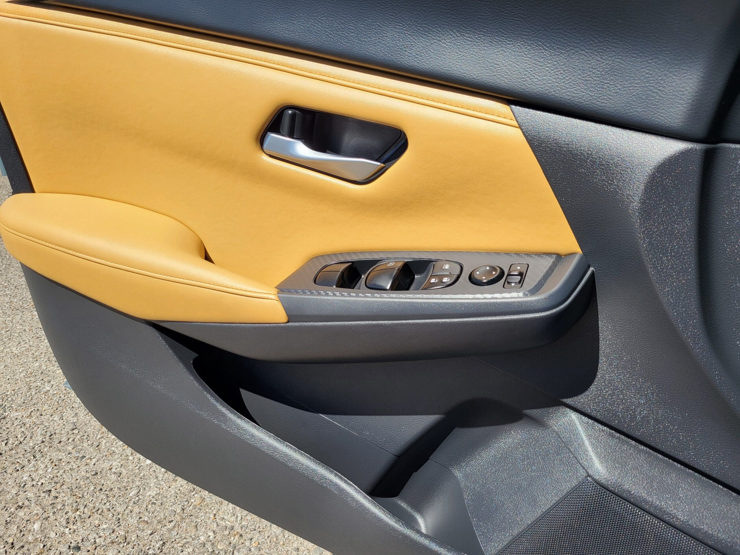 2025 Nissan Sentra - Image 23