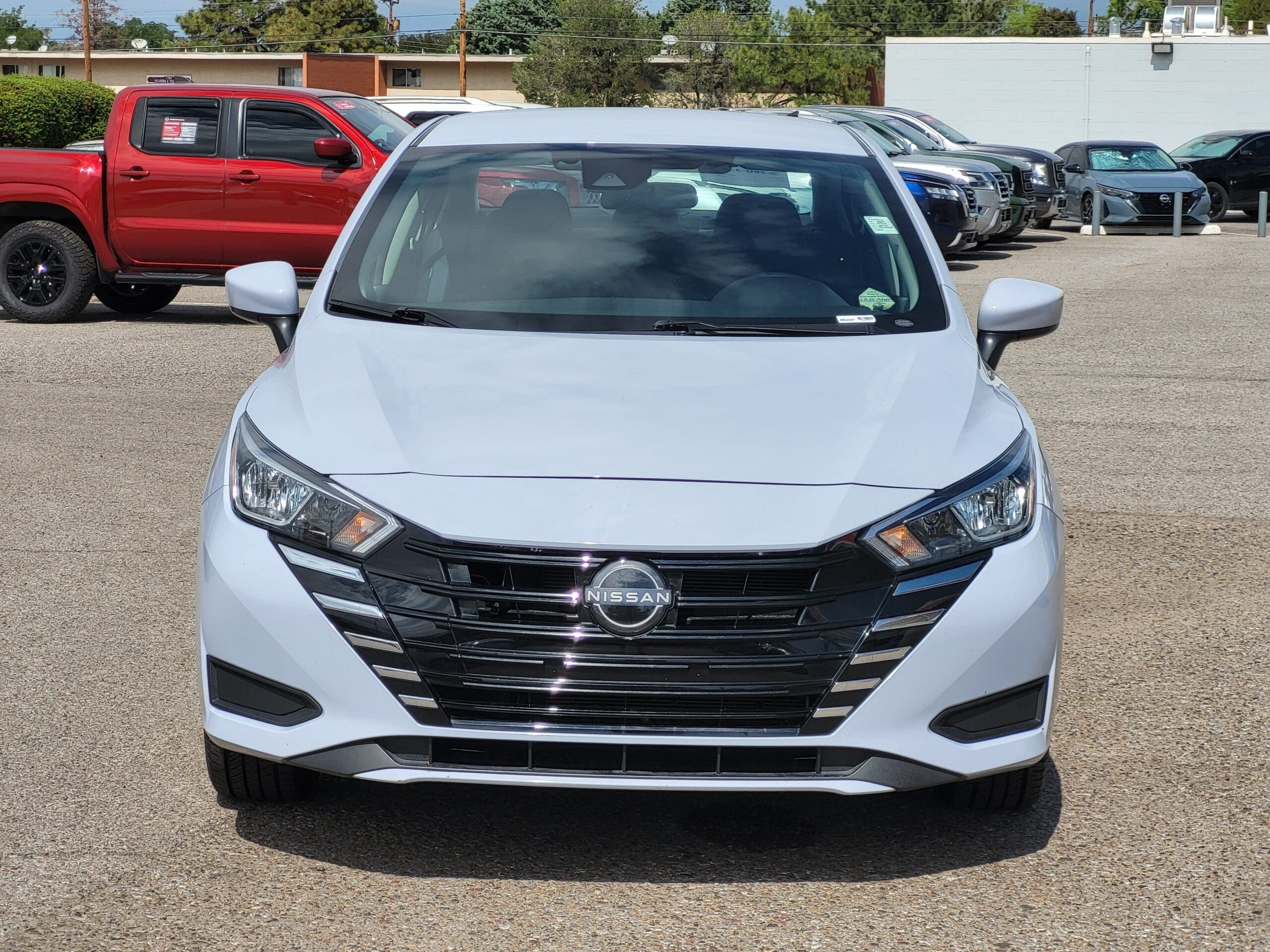 2024 Nissan Versa - Image 3