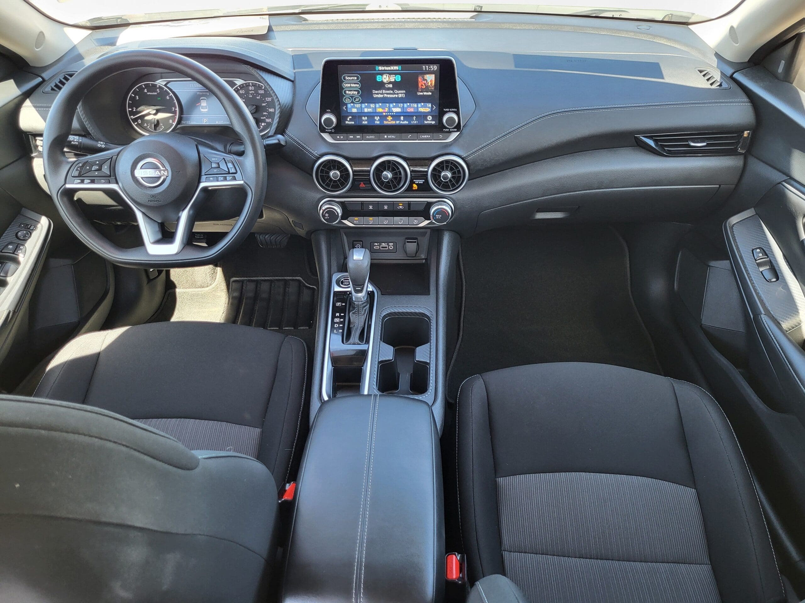 2025 Nissan Sentra - Image 25