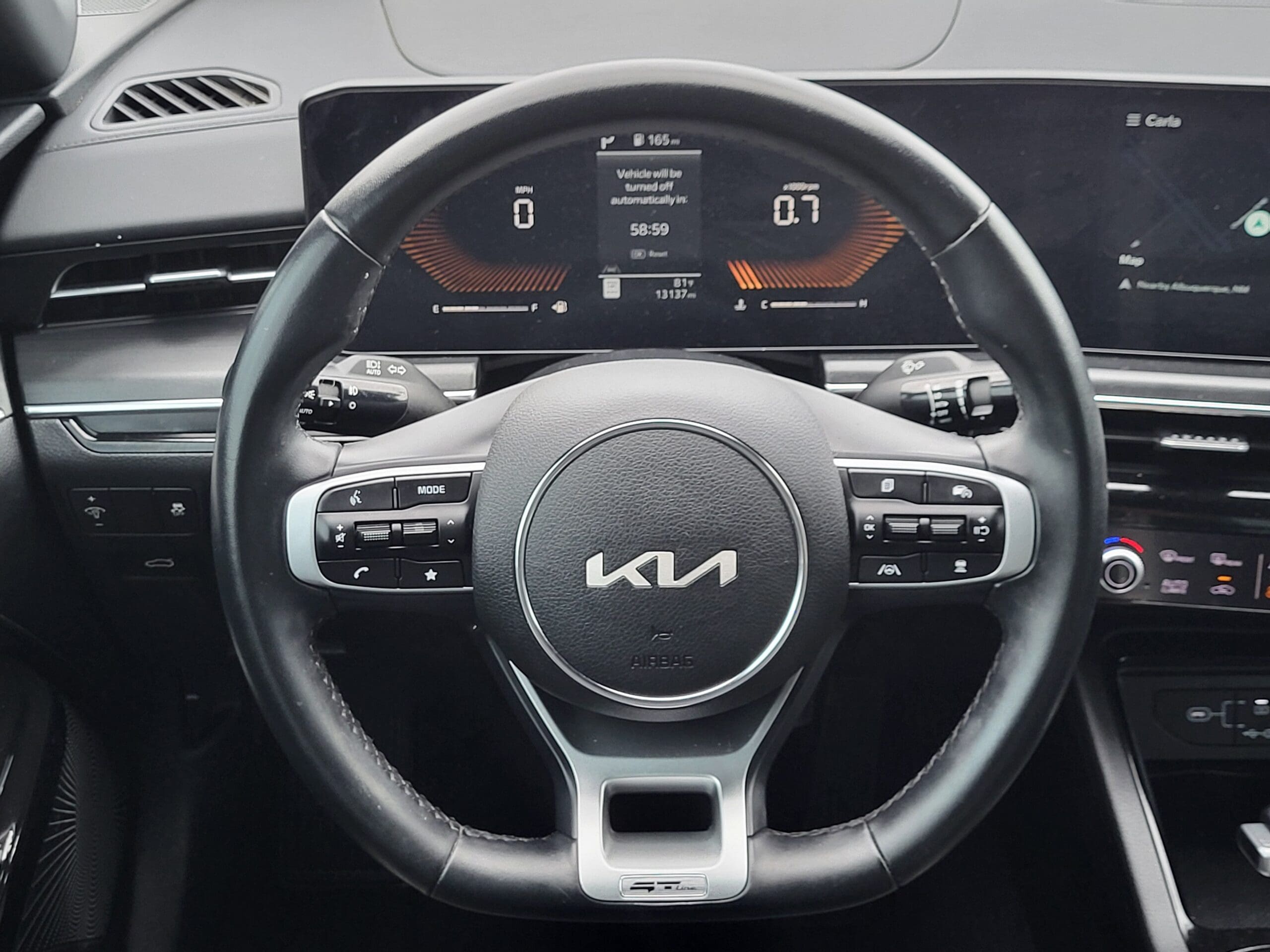 2025 Kia K5 - Image 25