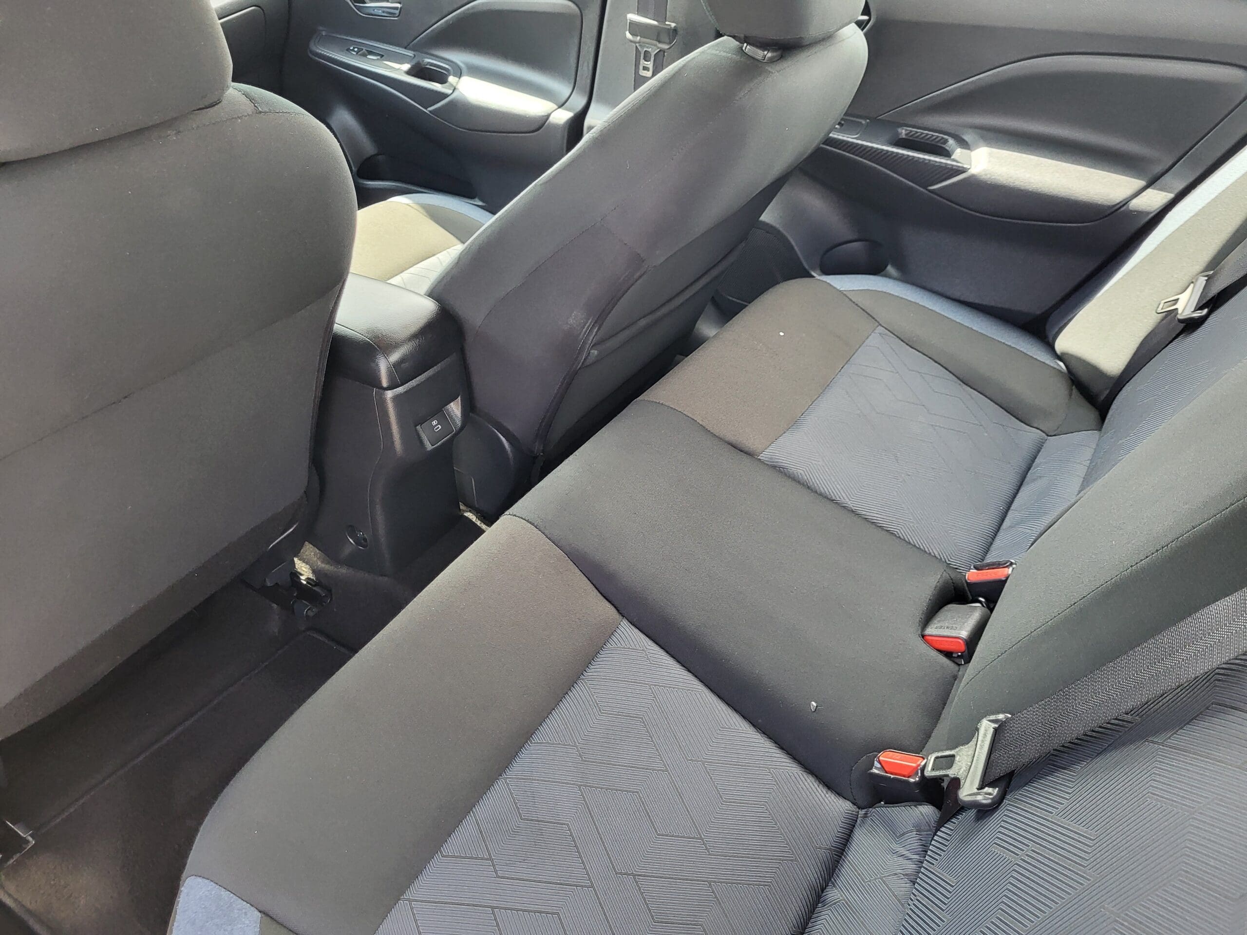 2024 Nissan Versa - Image 20