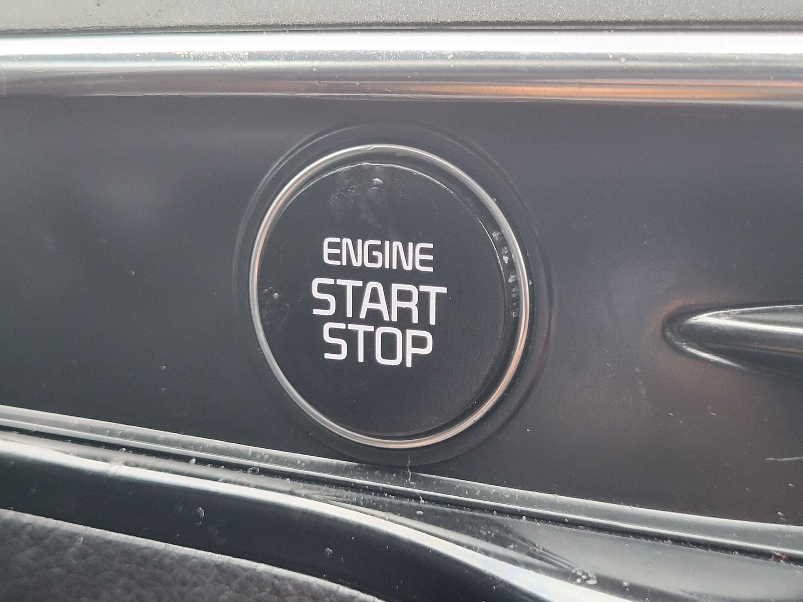 2025 Kia K5 - Image 19
