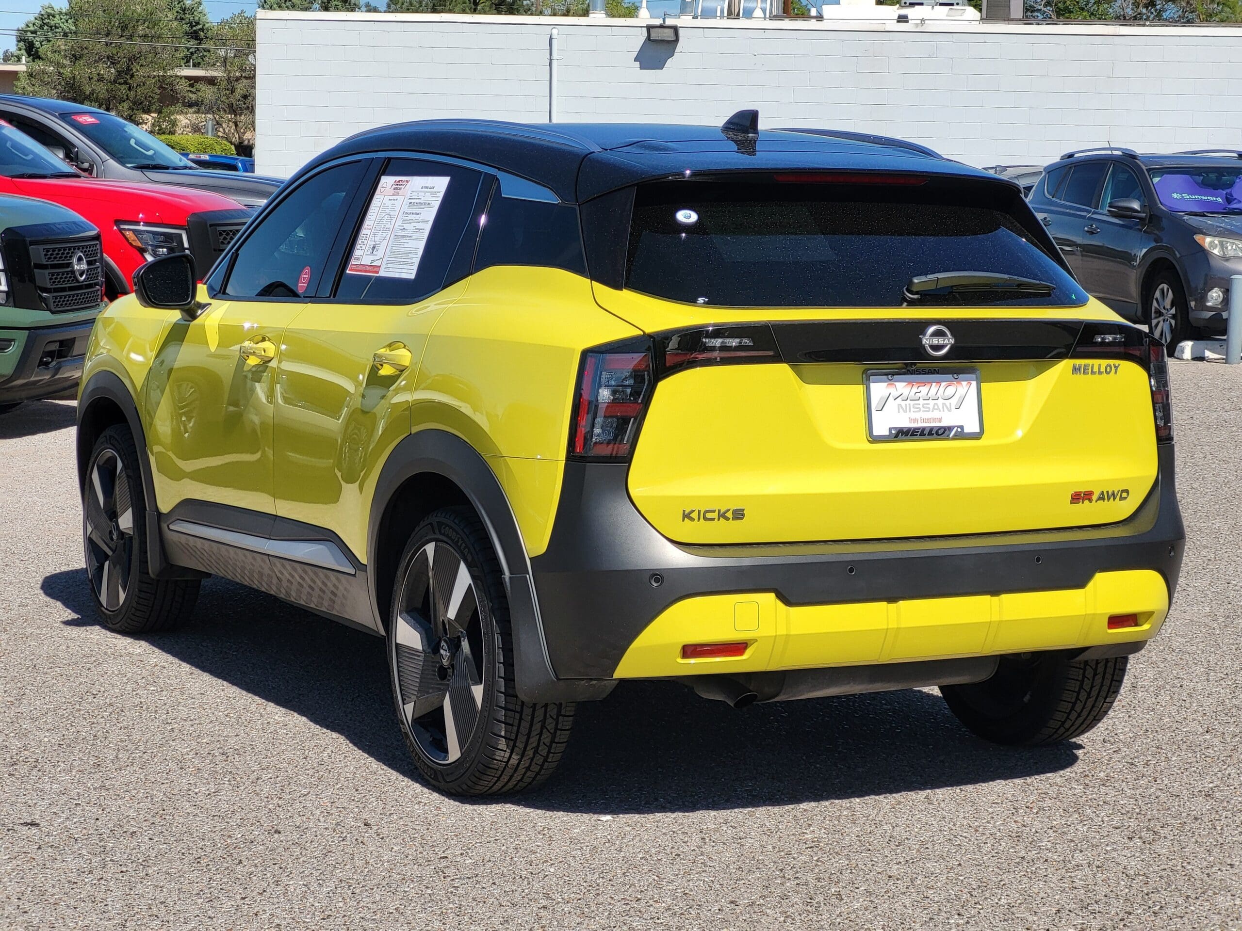2025 Nissan Kicks - Image 6