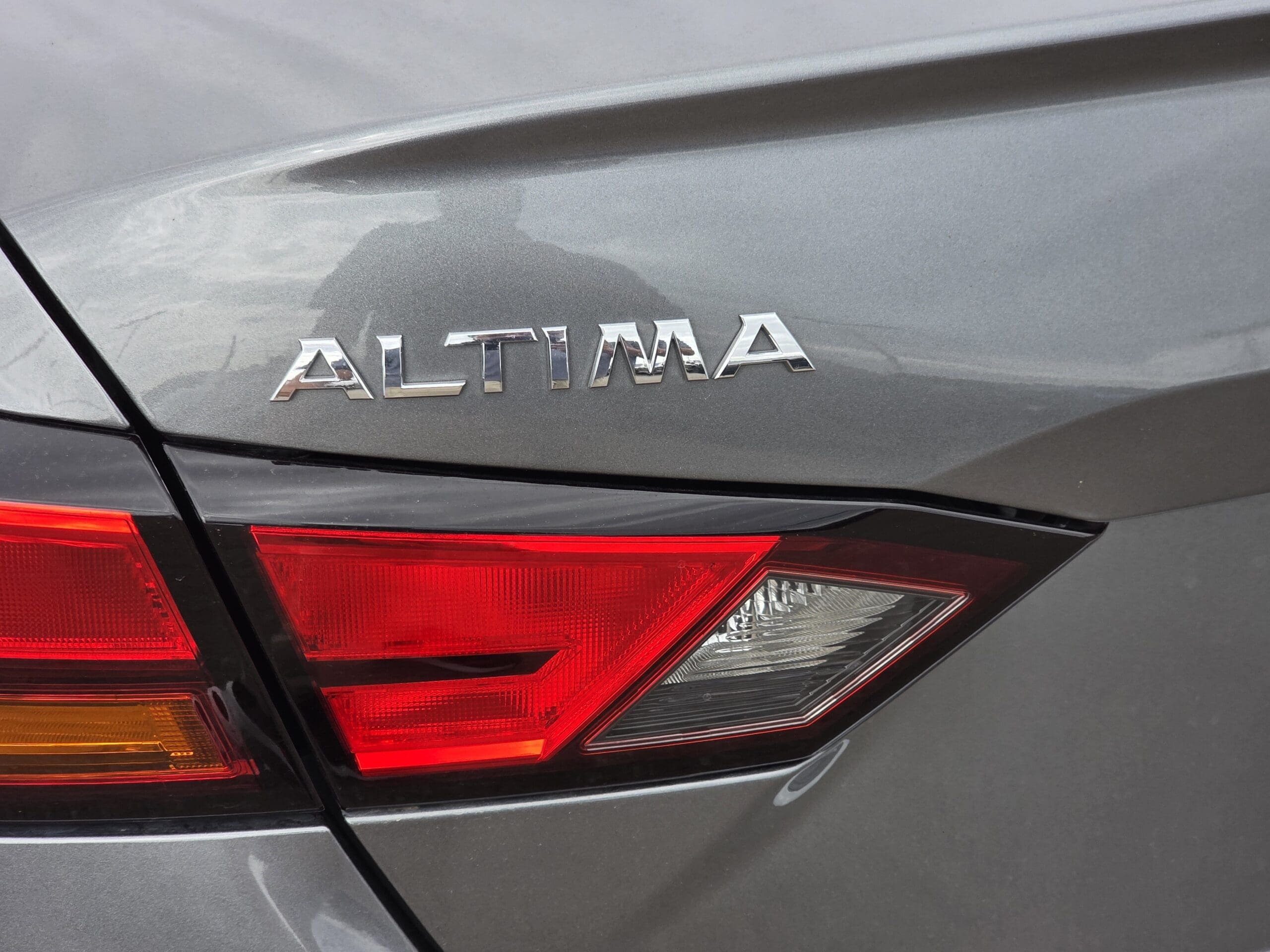 2022 Nissan Altima - Image 53