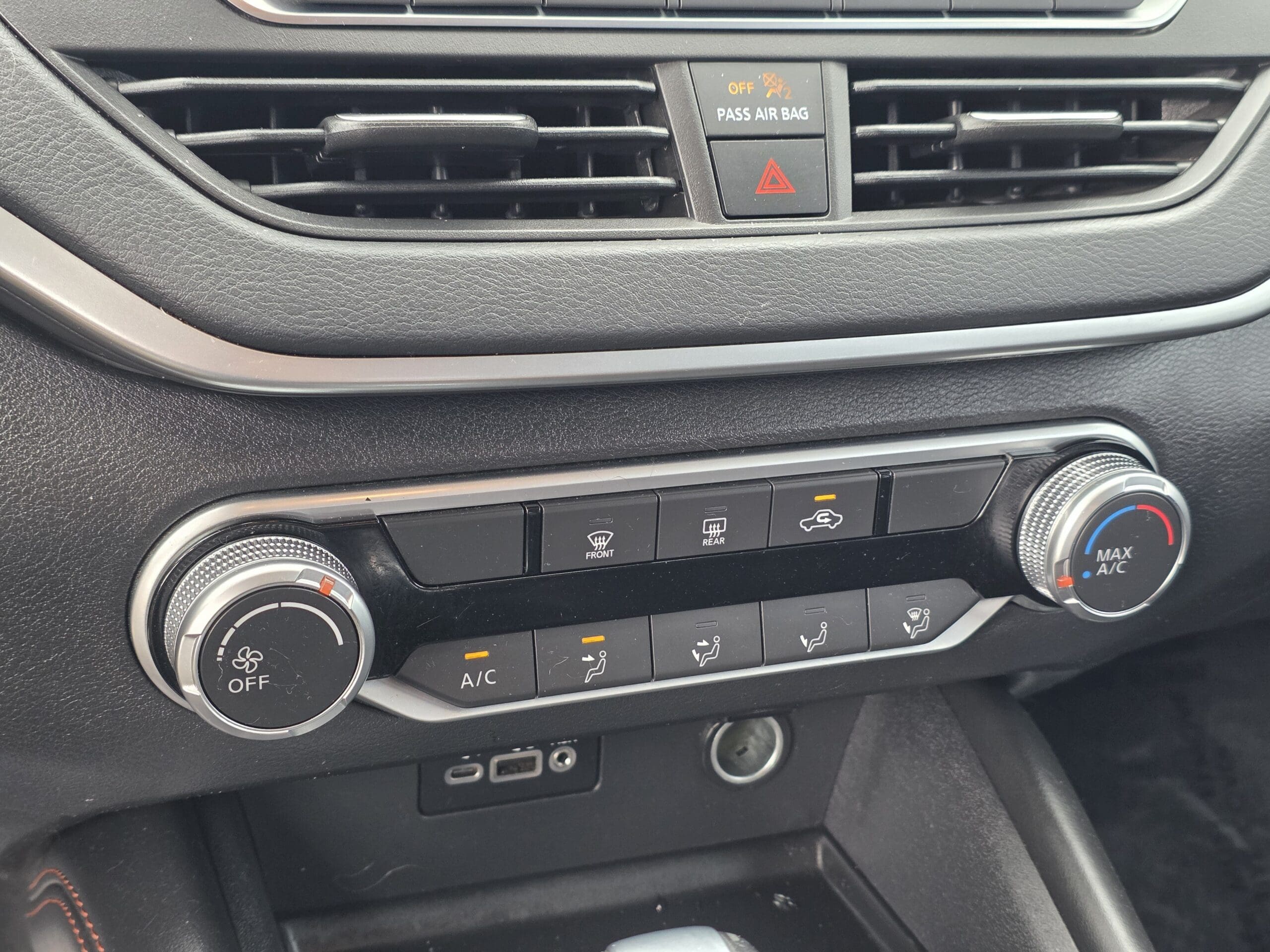 2022 Nissan Altima - Image 48