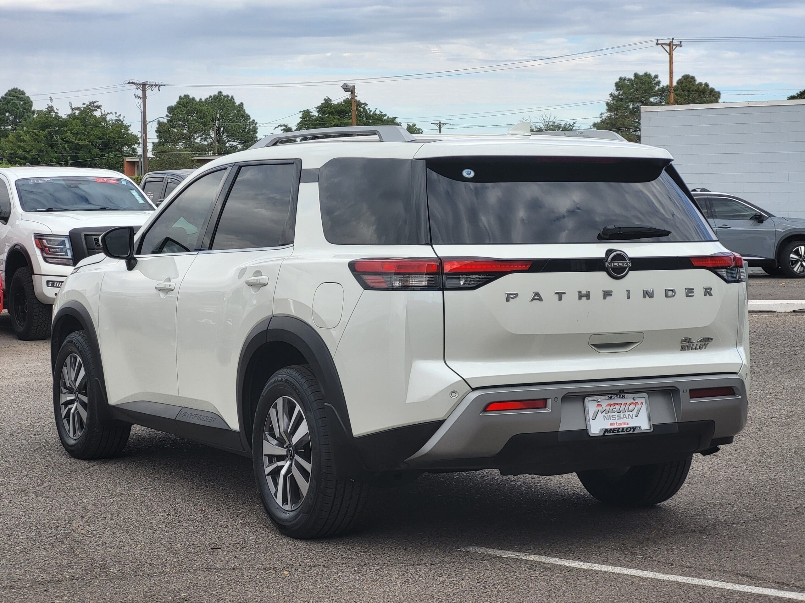 2023 Nissan Pathfinder - Image 6