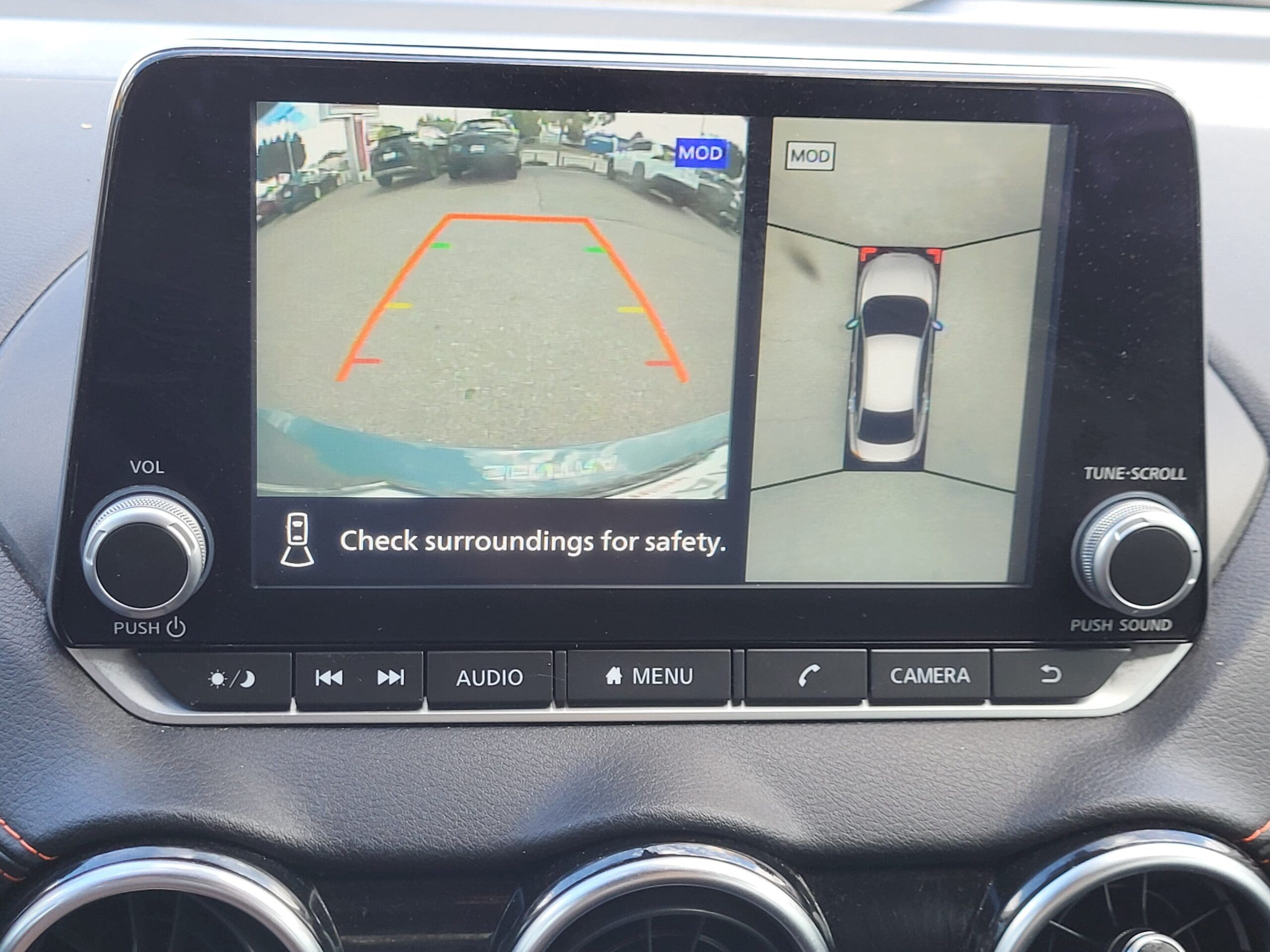 2025 Nissan Sentra - Image 18