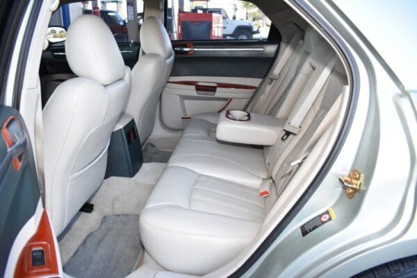 2005 Chrysler 300C