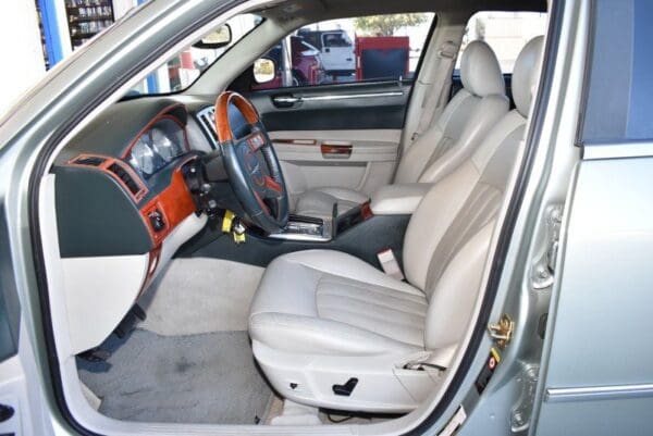 2005 Chrysler 300C