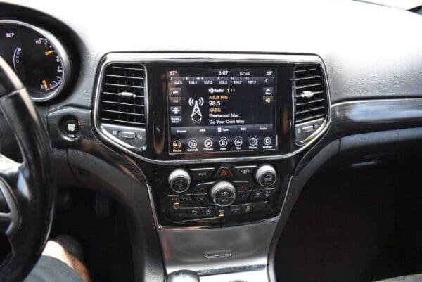 2020 Jeep Grand Cherokee