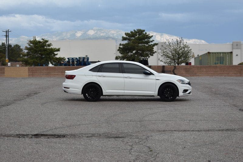 2020 Volkswagen Jetta - Image 3