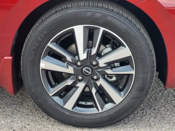 2025 Nissan Versa