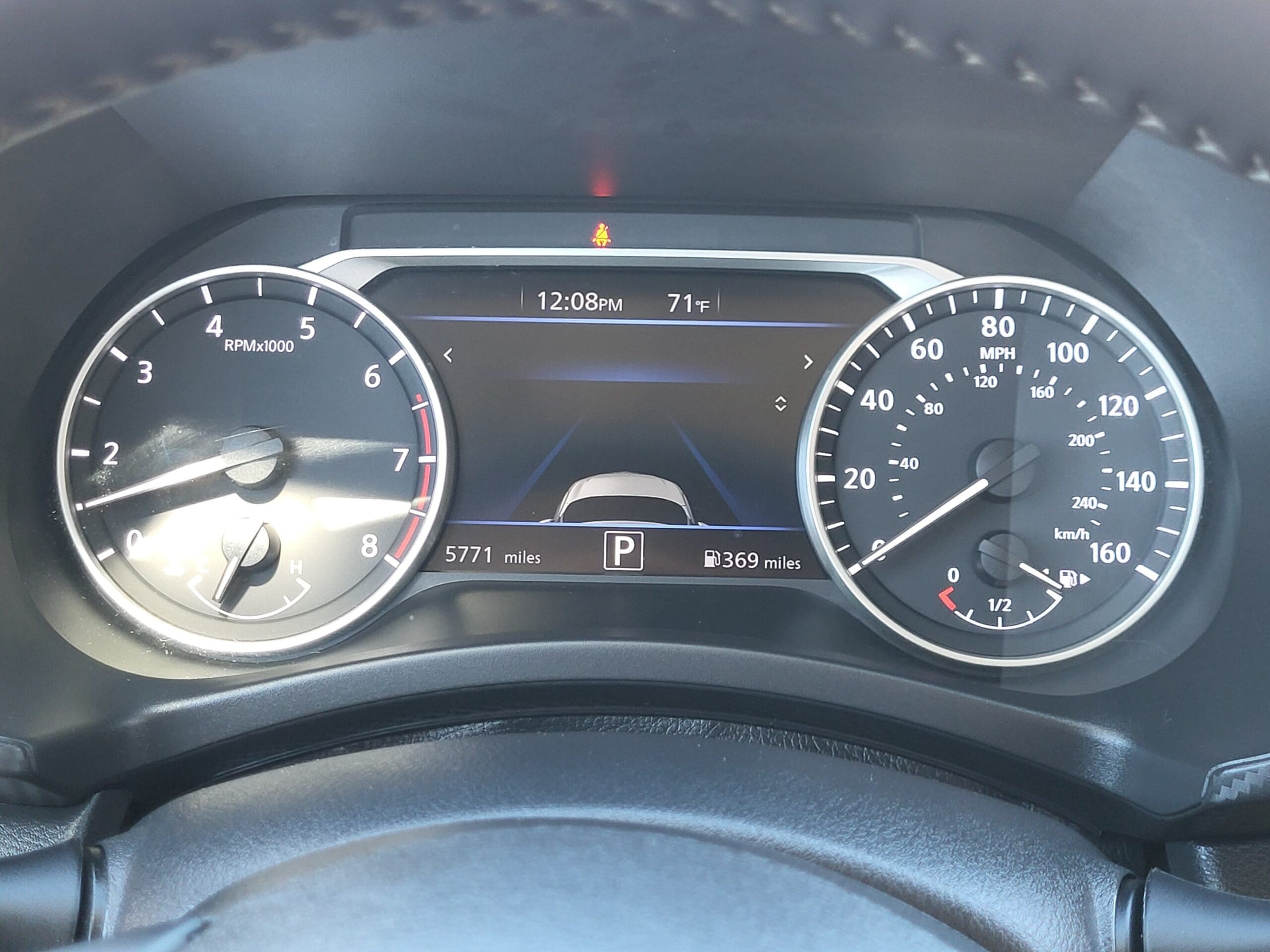 2025 Nissan Sentra - Image 14